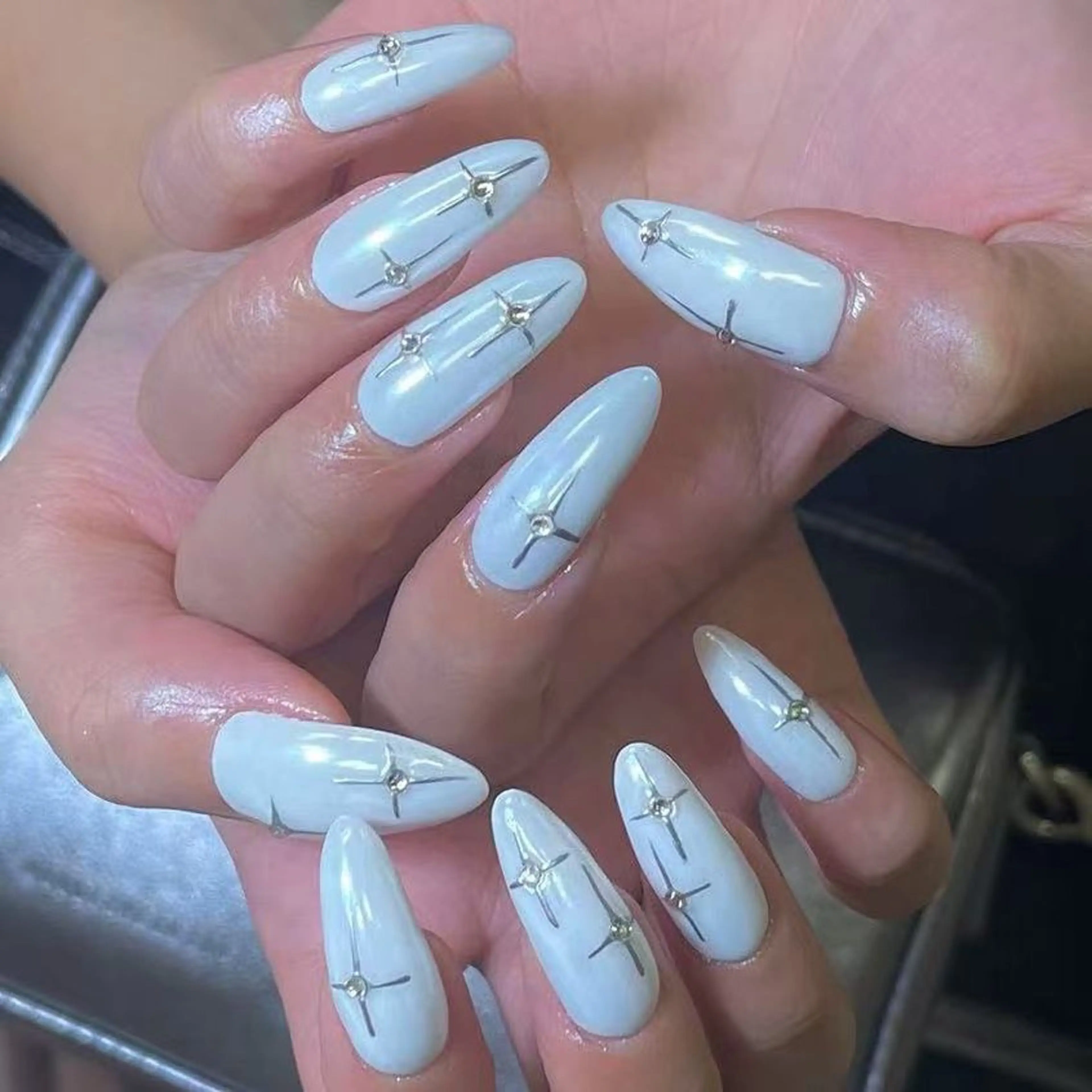 ネイル ハンドネイル Queens みなみのネイルデザイン