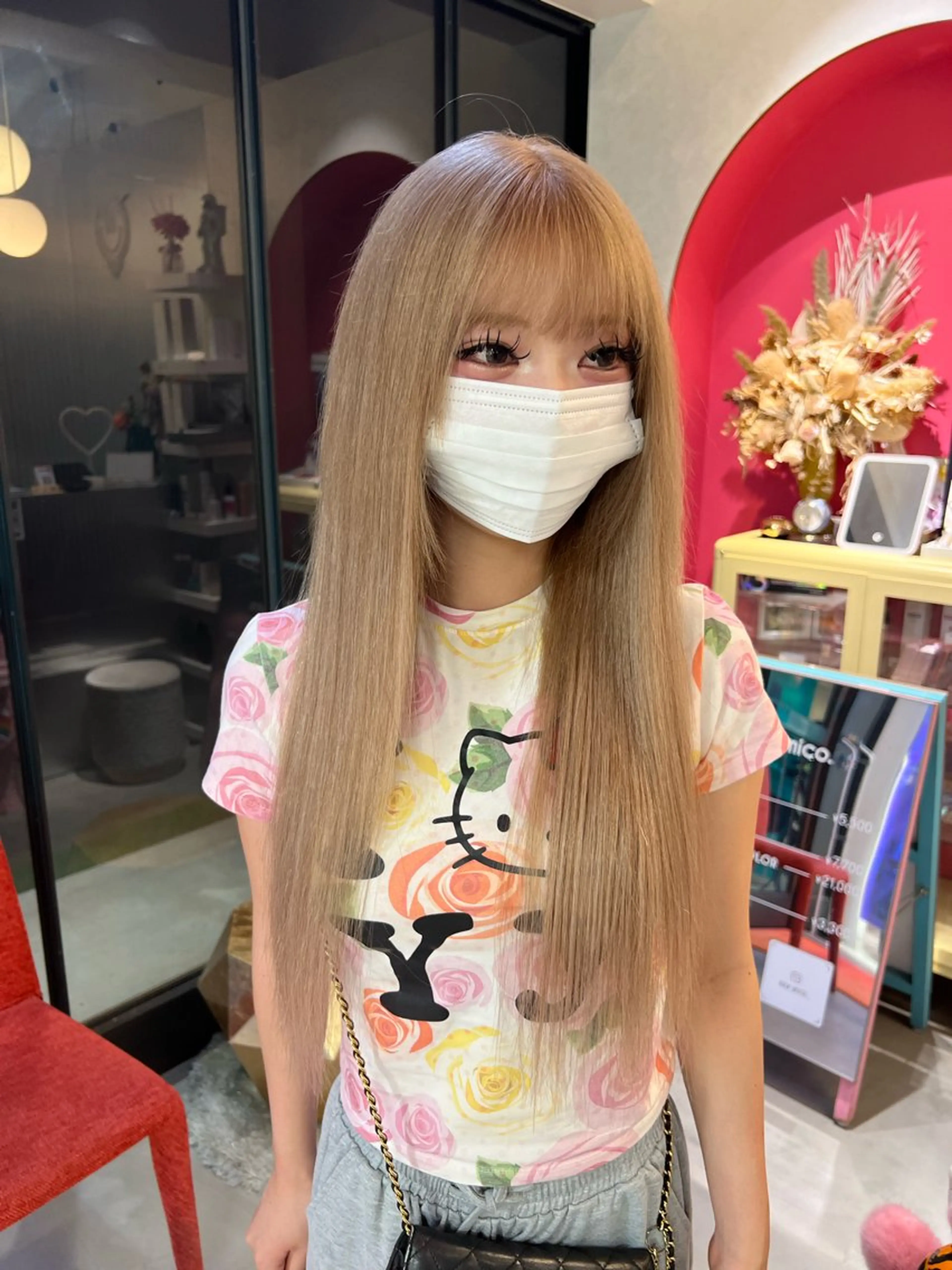 【エクステ人気No. 1】カラー半額1本440円の写真