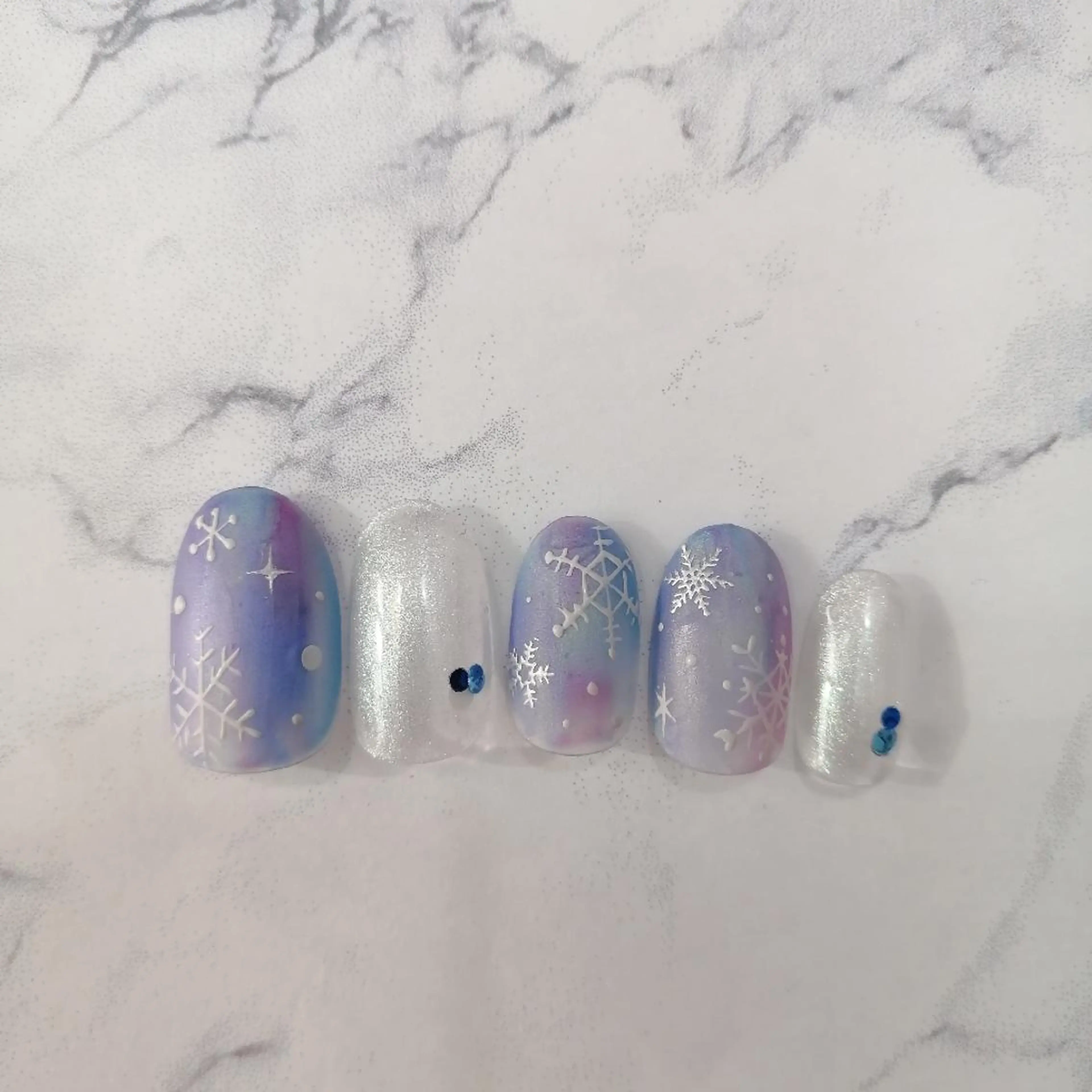 ネイル コエリネイル &エステのネイルデザイン