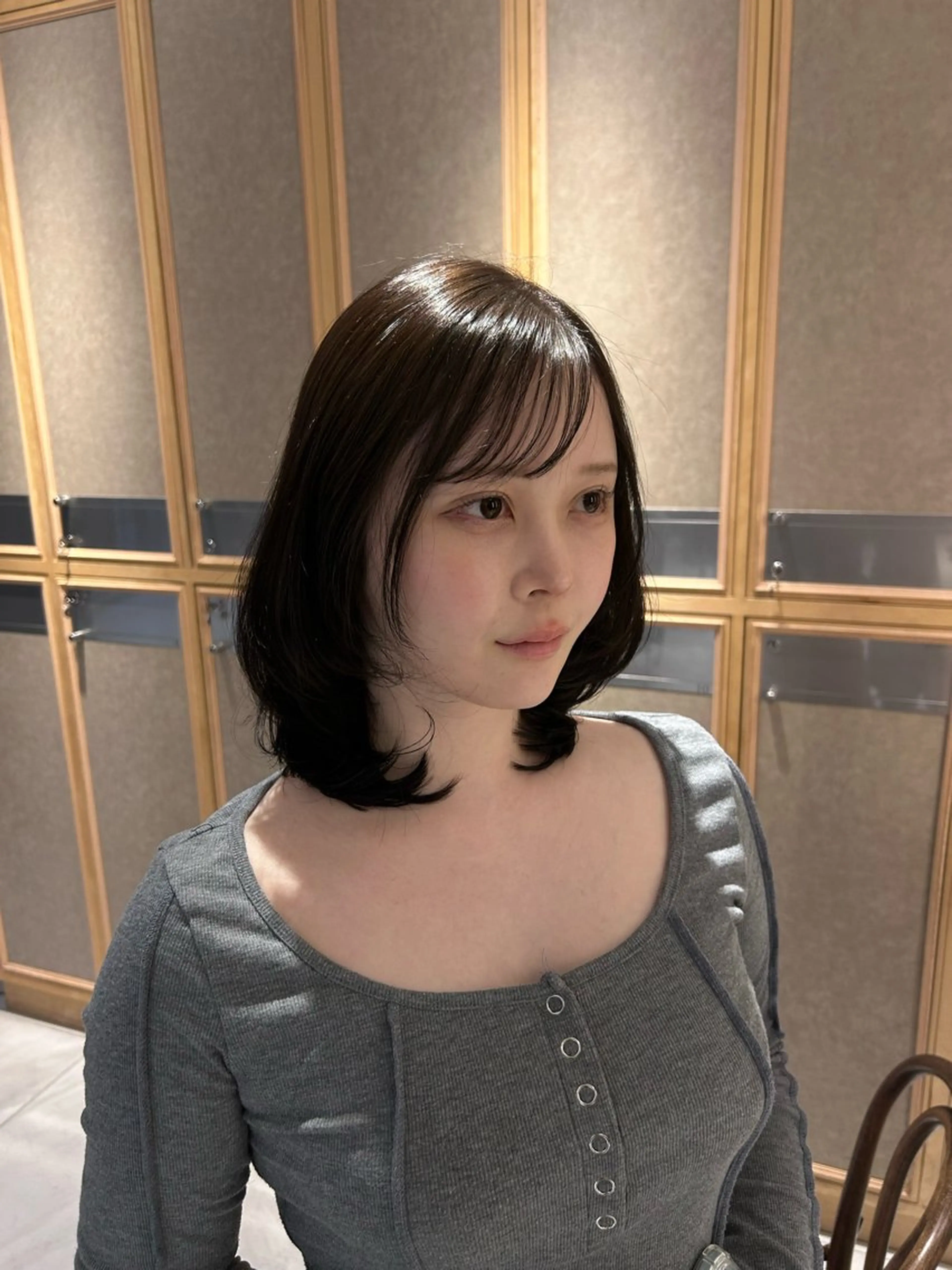 ミディアム レイヤーカット カット トリートメント ヘッドスパ ヘアセット miko🪽地毛風/ ハイトーン/レイヤーのヘアスタイル