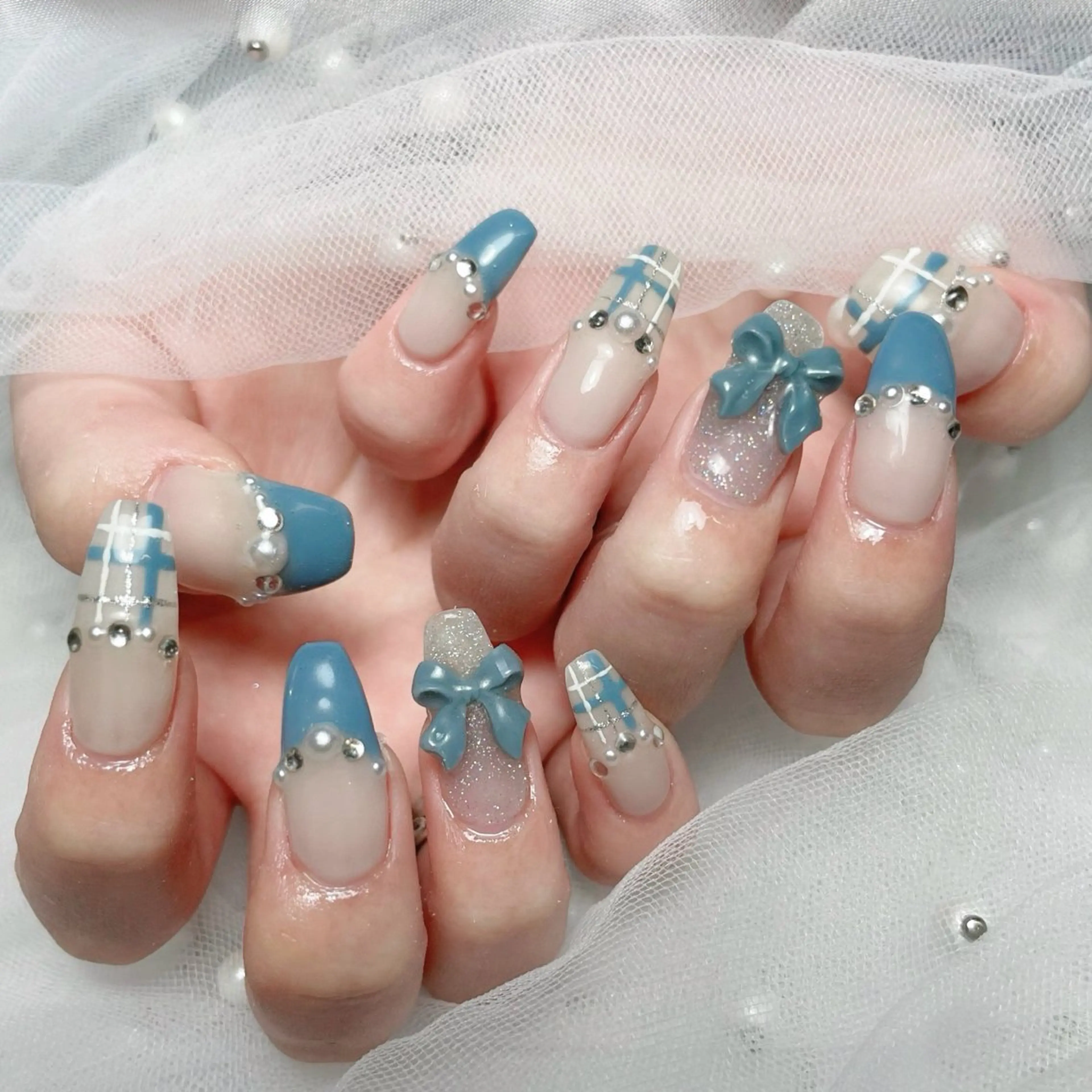 ネイル 🎀藤沢ガーリーネイ ル/長さ出し🎀のネイルデザイン