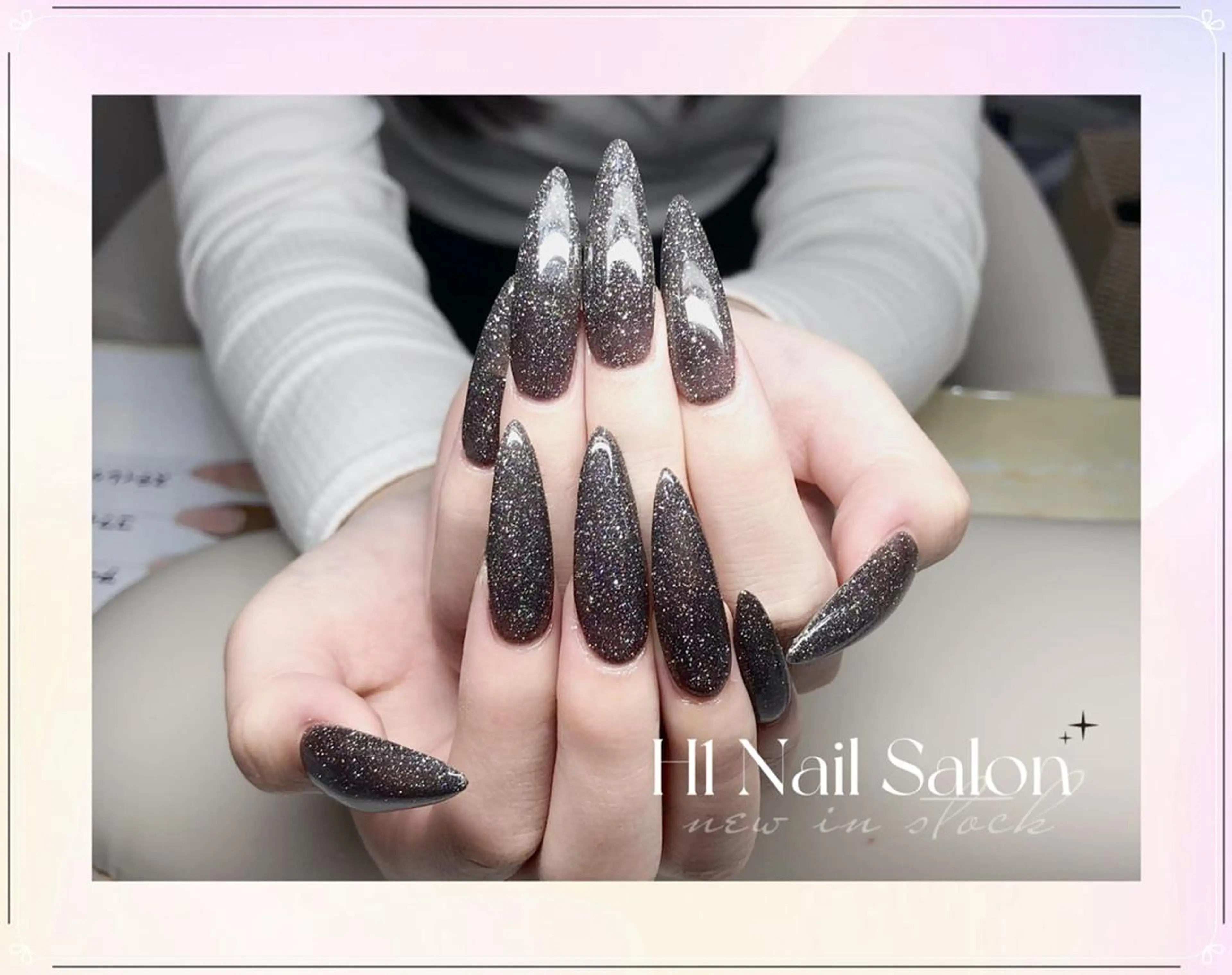 【初回ソフトジェルオフ無料】 ★HAND スカルプ長さ出し+ワンカラー/ラメぐラ【2色О K】の写真