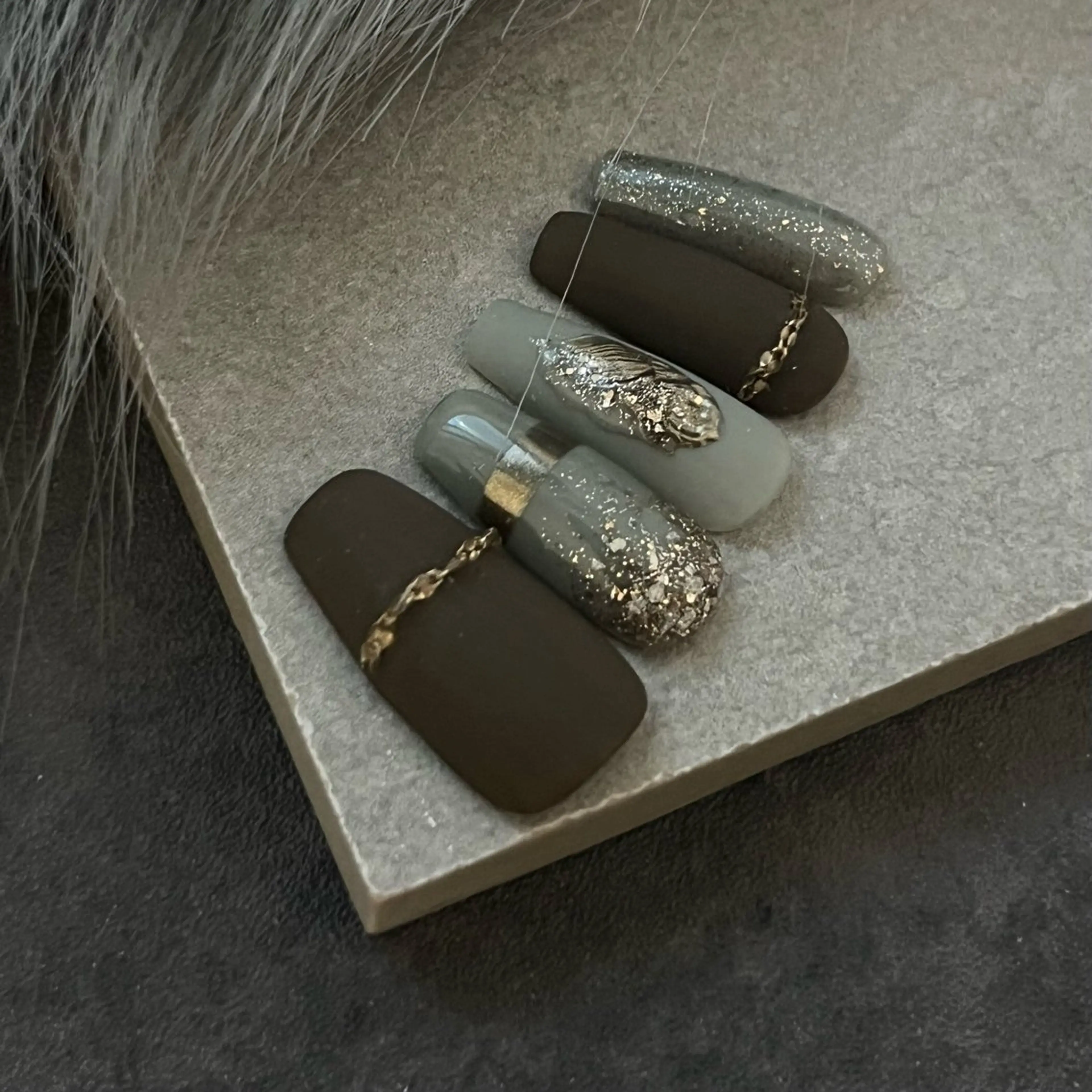 ネイル ハンドネイル Ray. ちゅるん系ニュアンスのネイルデザイン