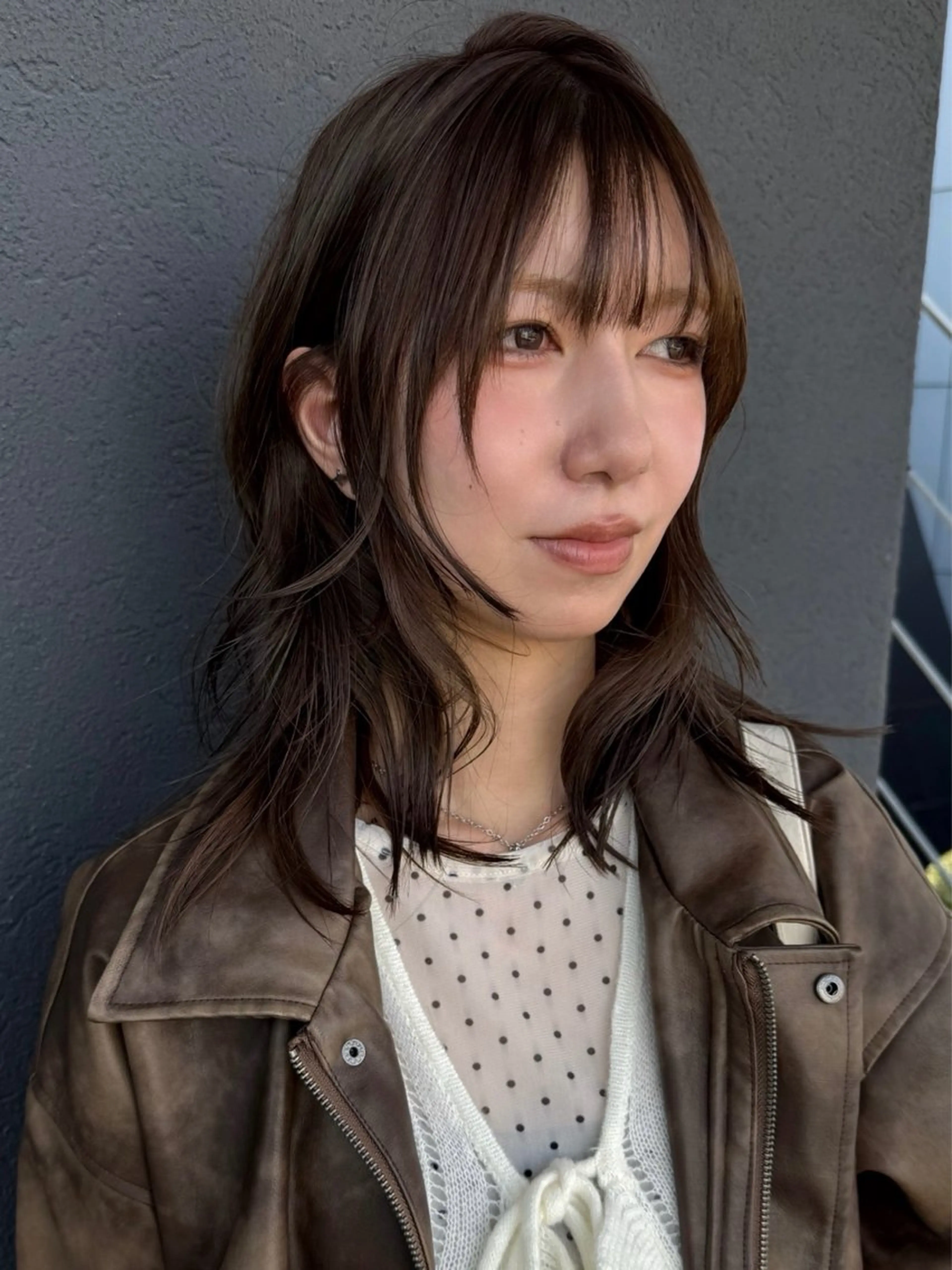 ミディアム カット ヘアカラー レイヤーカット\ウル フ　chinatsuのヘアスタイル