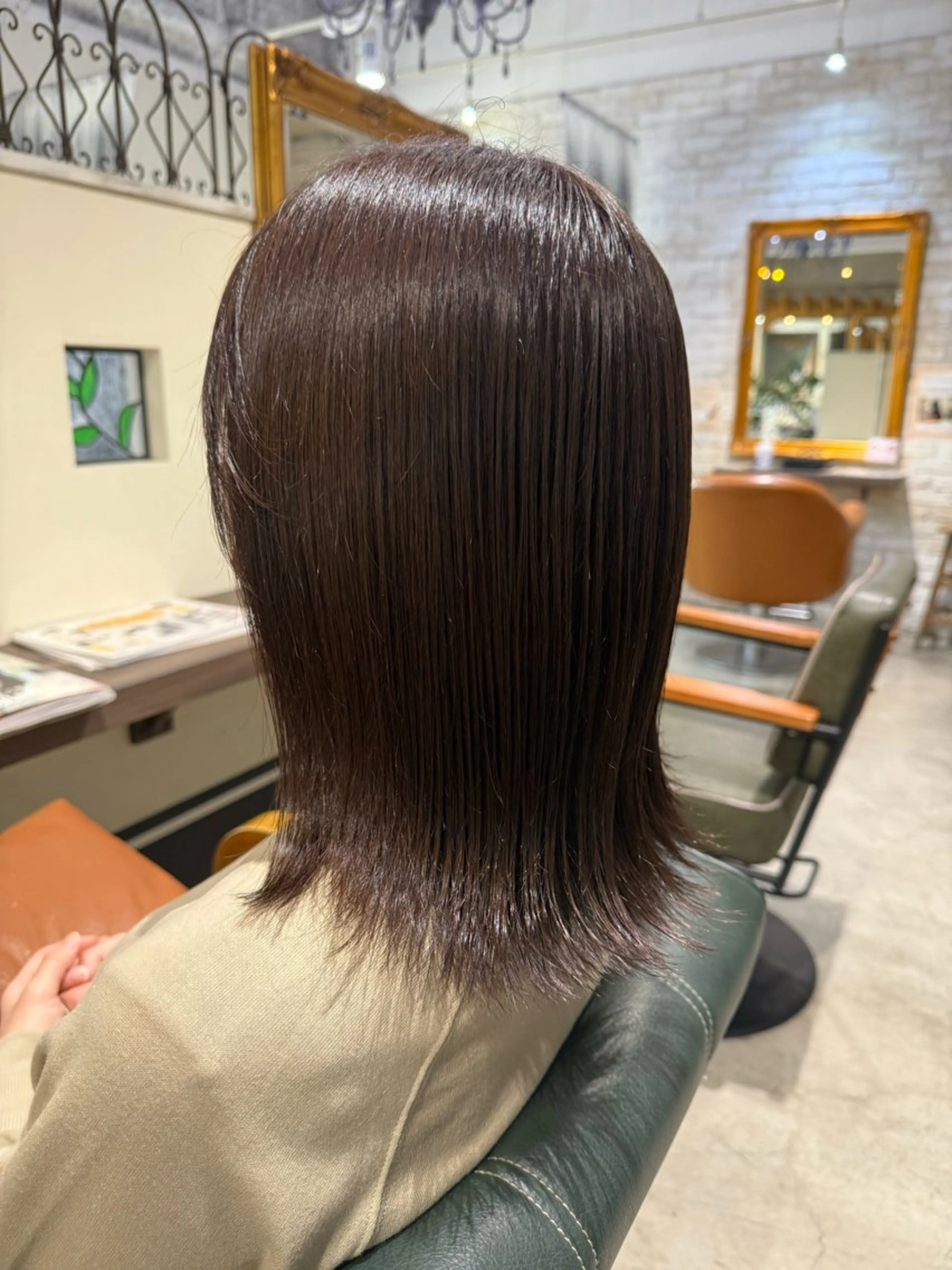 ミディアム 外ハネヘア hair resort Bliss所属・湯ノ口 みきのヘアスタイル