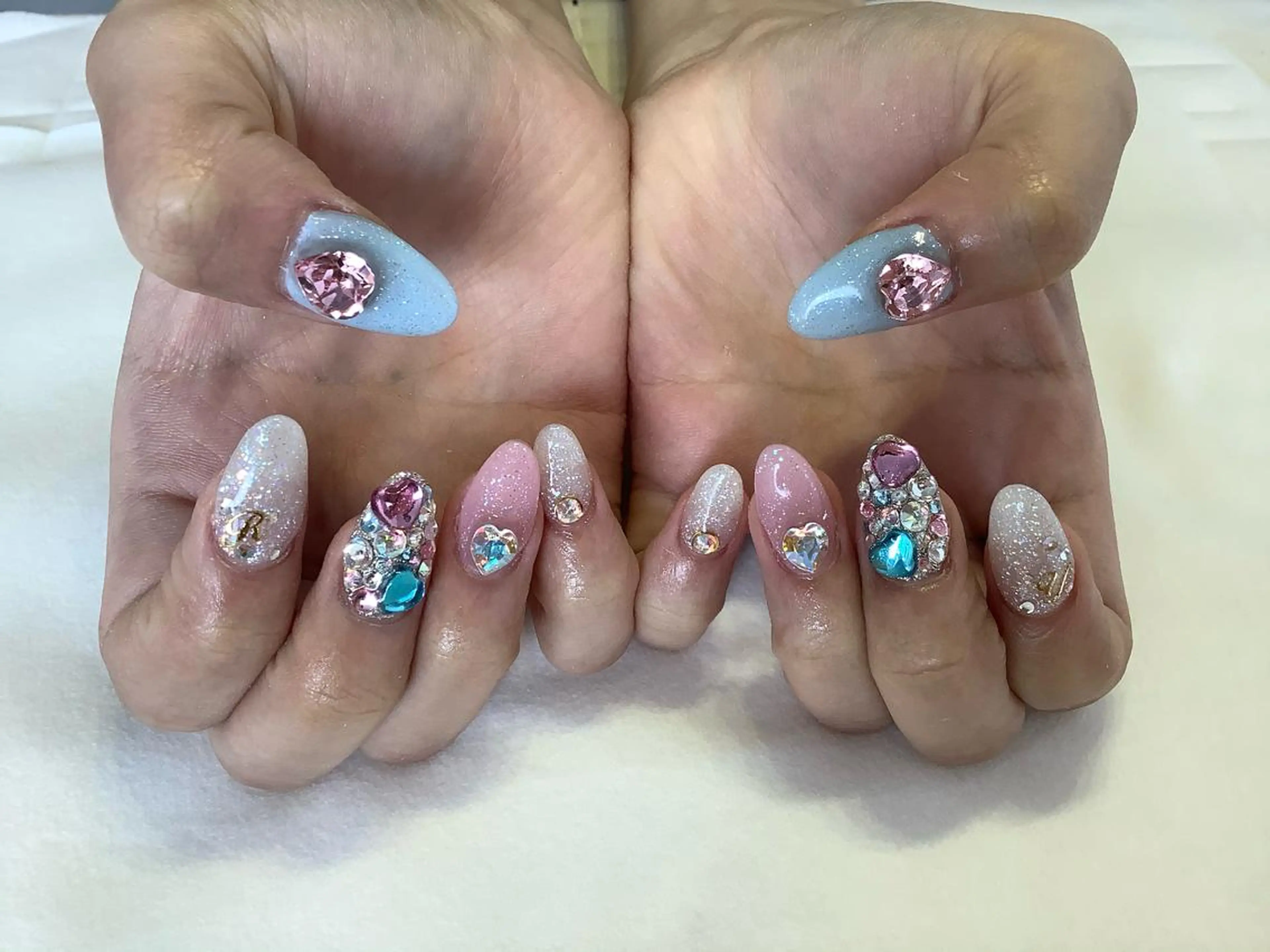 ネイル ハンドネイル 💎🐰 saki. m 🐰💎のネイルデザイン