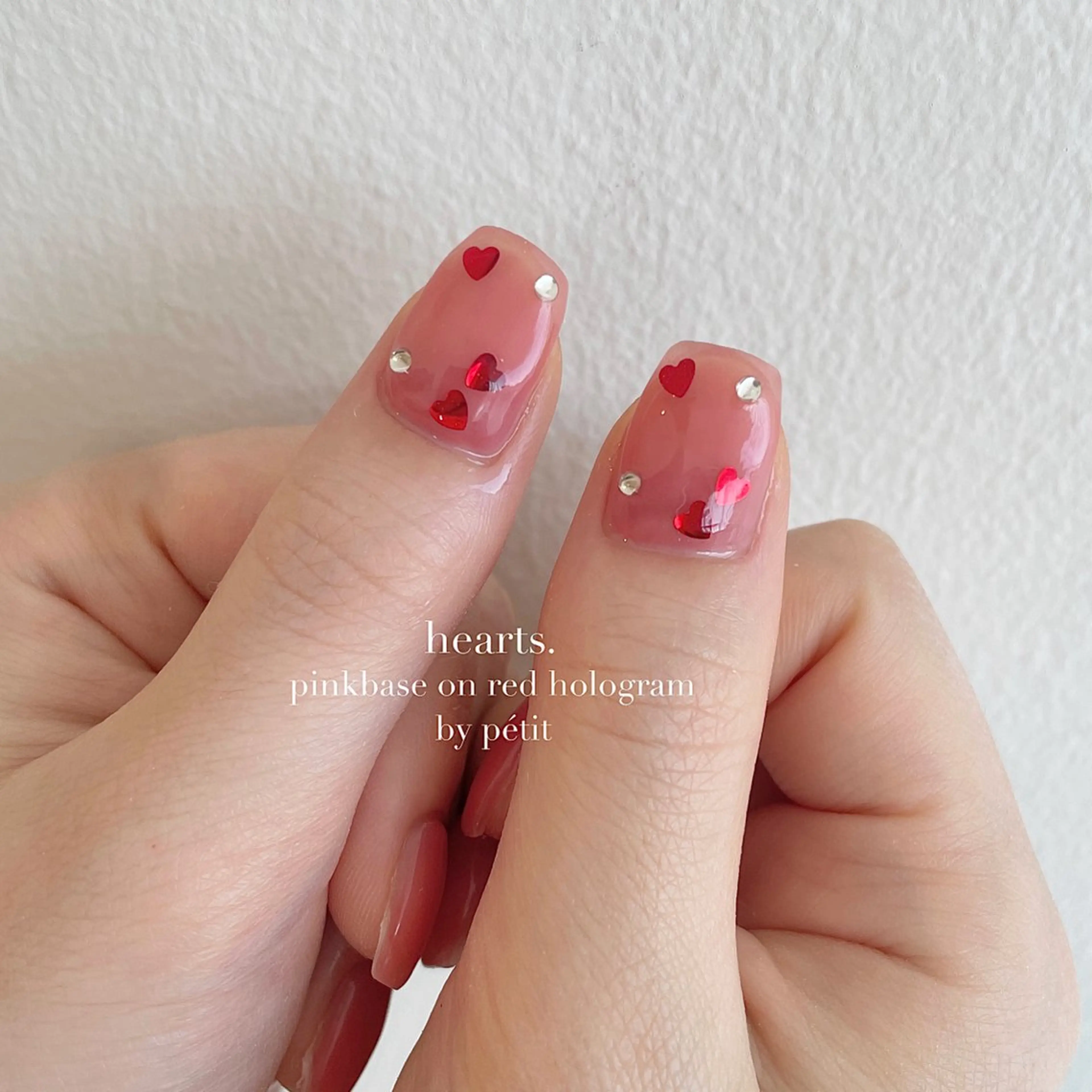 ネイル essence所属・pétit maakoのネイルデザイン