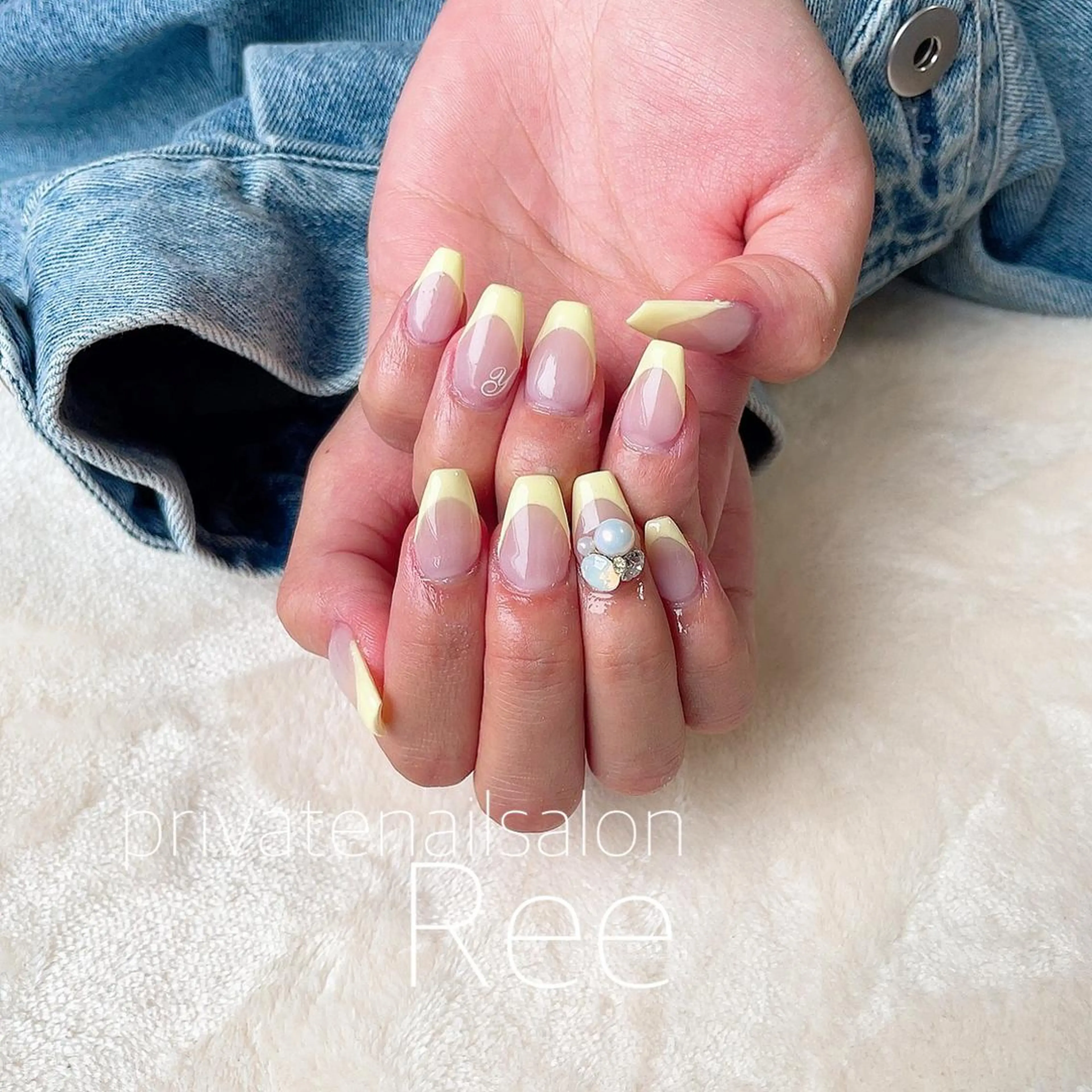 ネイル 知花 梨花のネイルデザイン