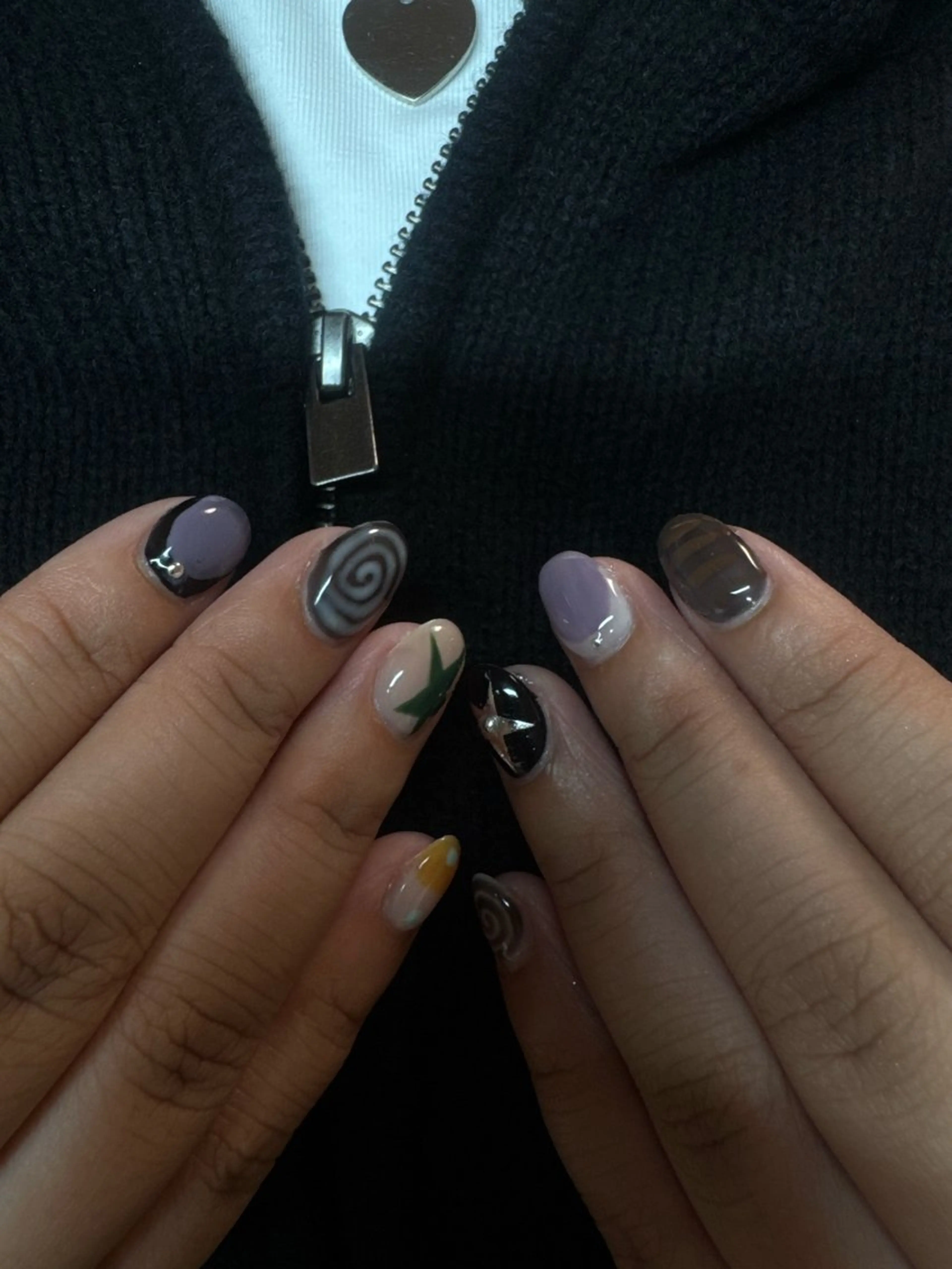 ネイル SUZU .のネイルデザイン