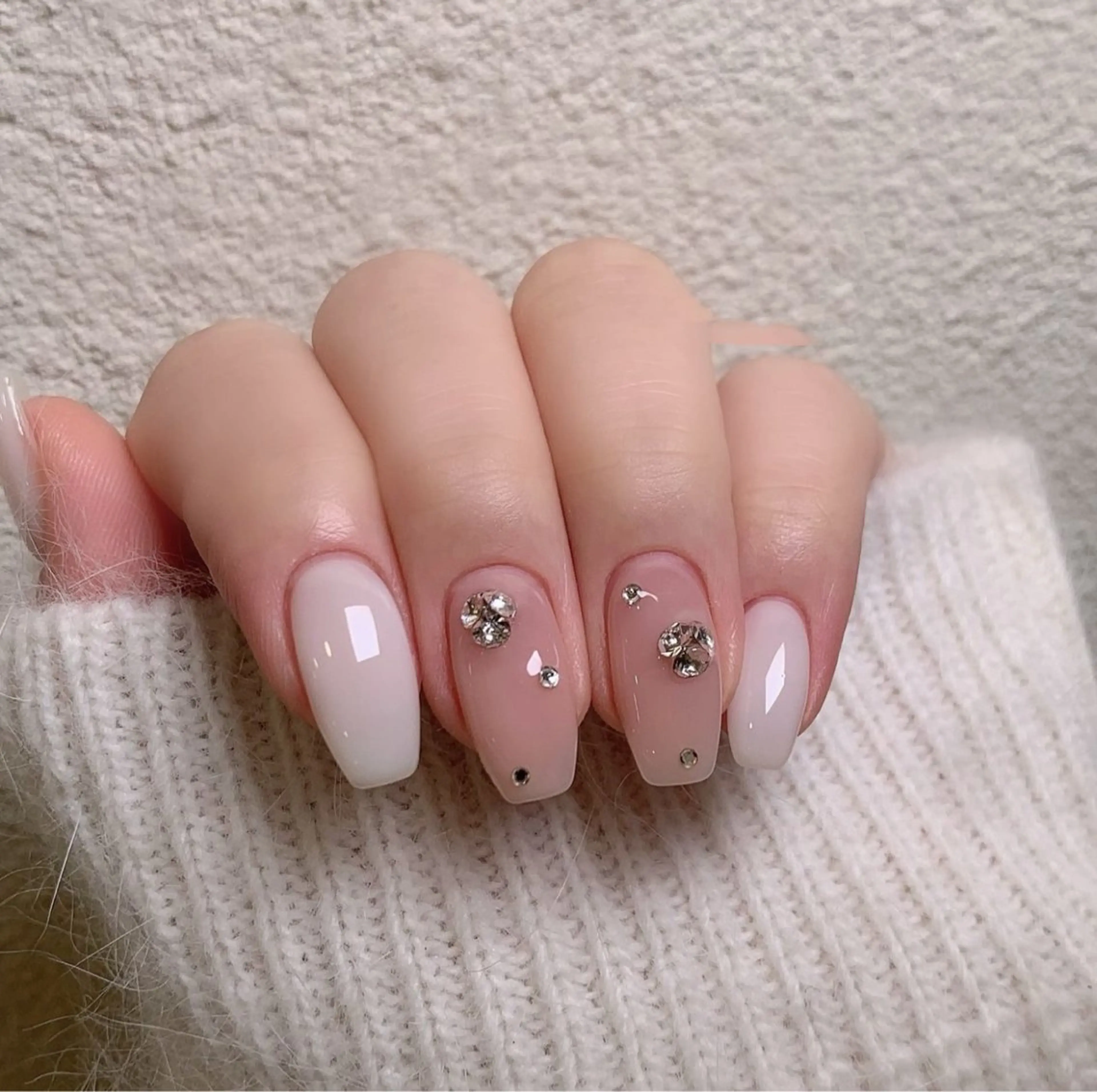 ネイル UniqueNail 長さだし専門店のネイルデザイン