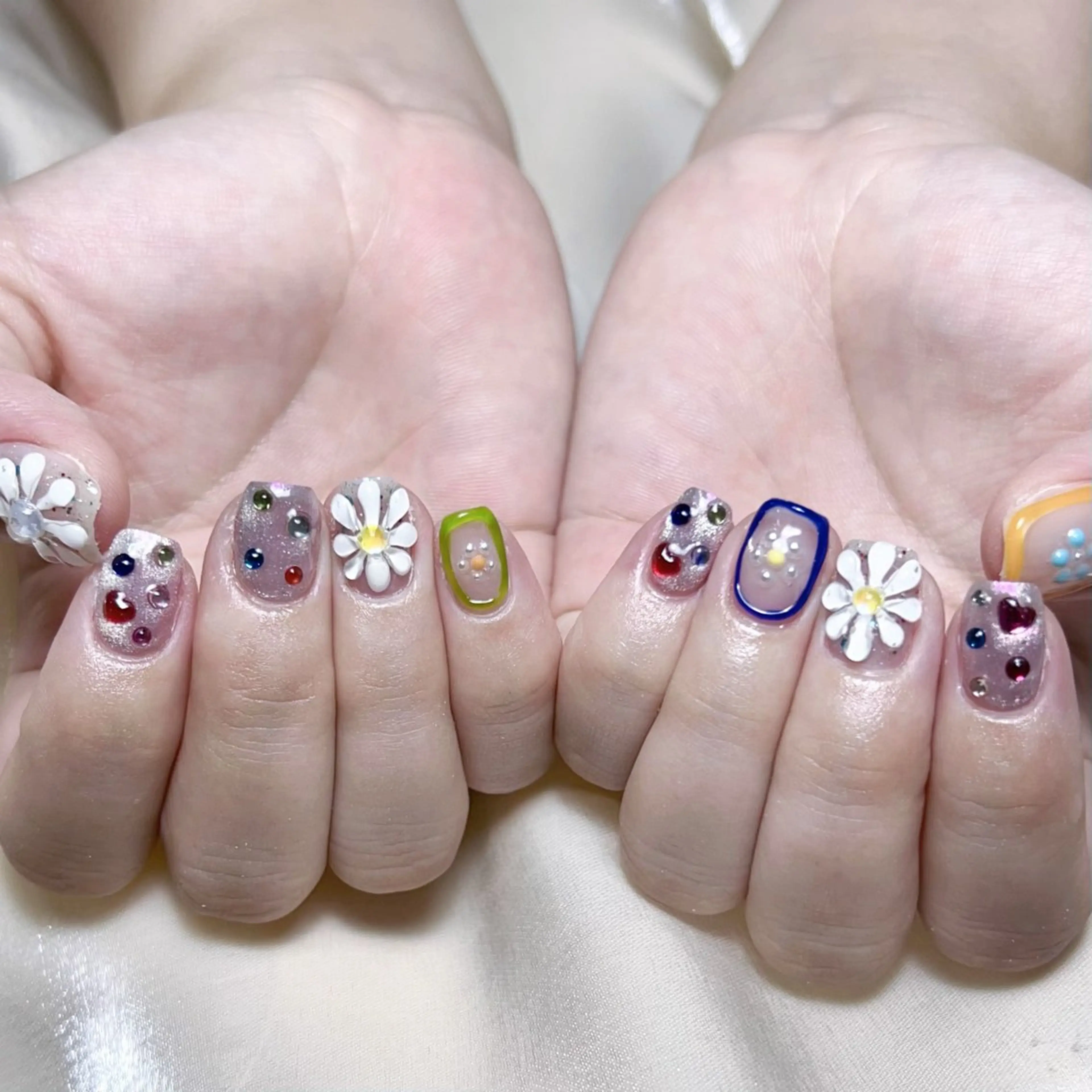 メンズ ネイル メンズ韓国風 アートネイル オーロラネイル ガーリー キラキラネイル ハンドネイル Nail salon 木にいるのネイルデザイン