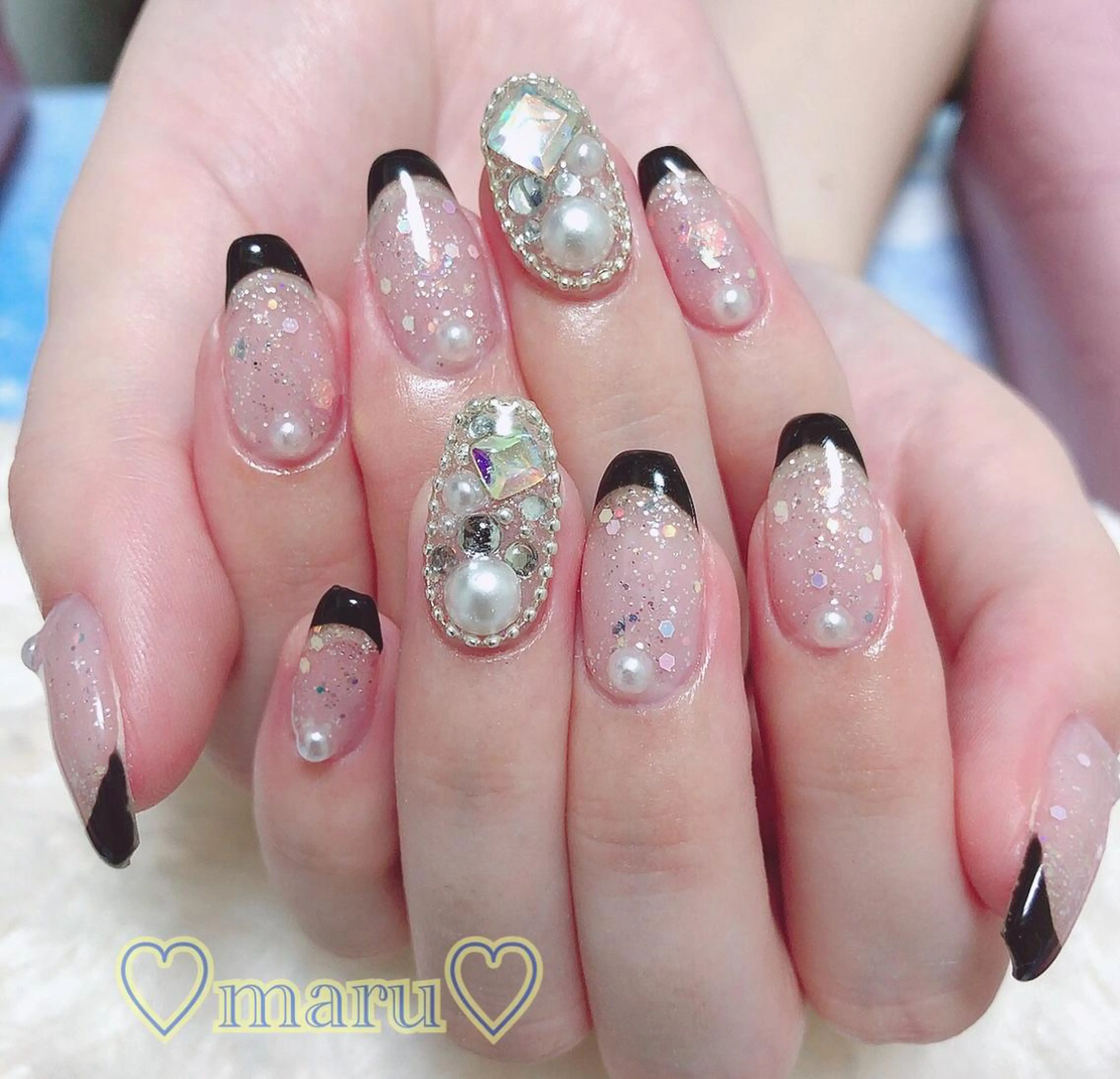 ネイル ハンドネイル フットネイル まるみ ♡のネイルデザイン