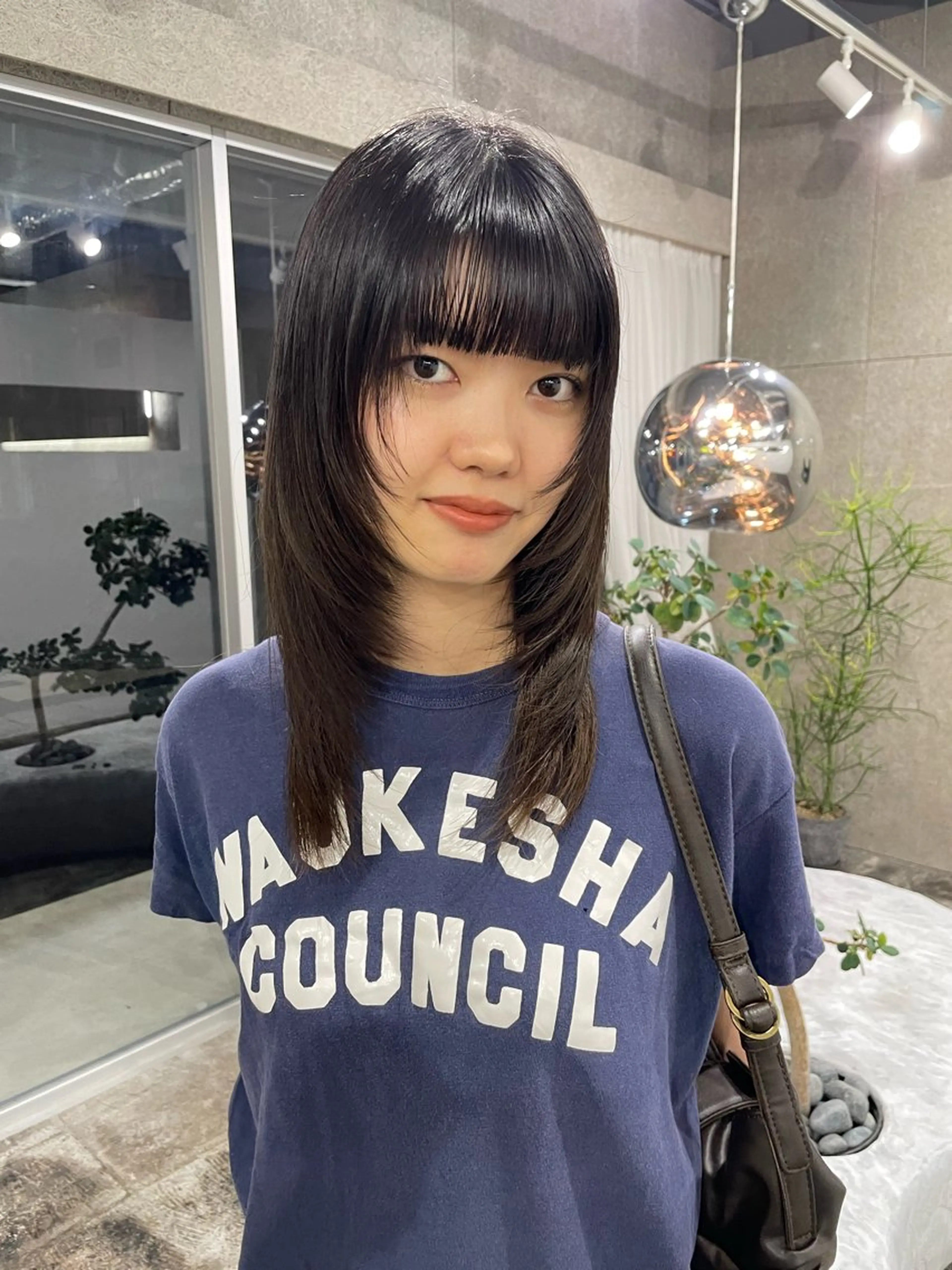 ミディアム レイヤーカット akiba ryokaのヘアスタイル