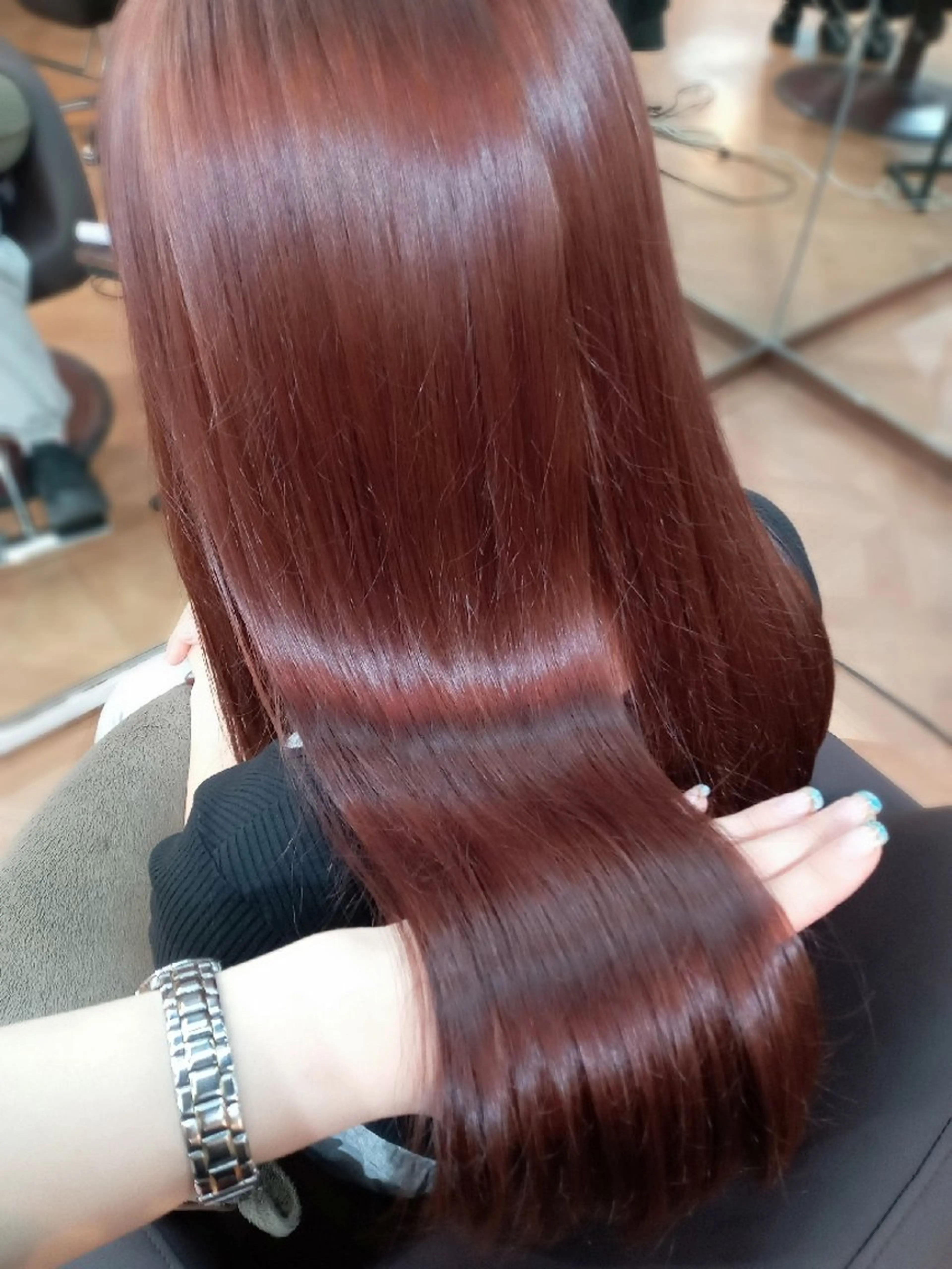 ロング カラー ベージュカラー ブリーチ ブリーチなしカラー ピンクカラー ピンクベージュ 久村 奈菜のヘアスタイル