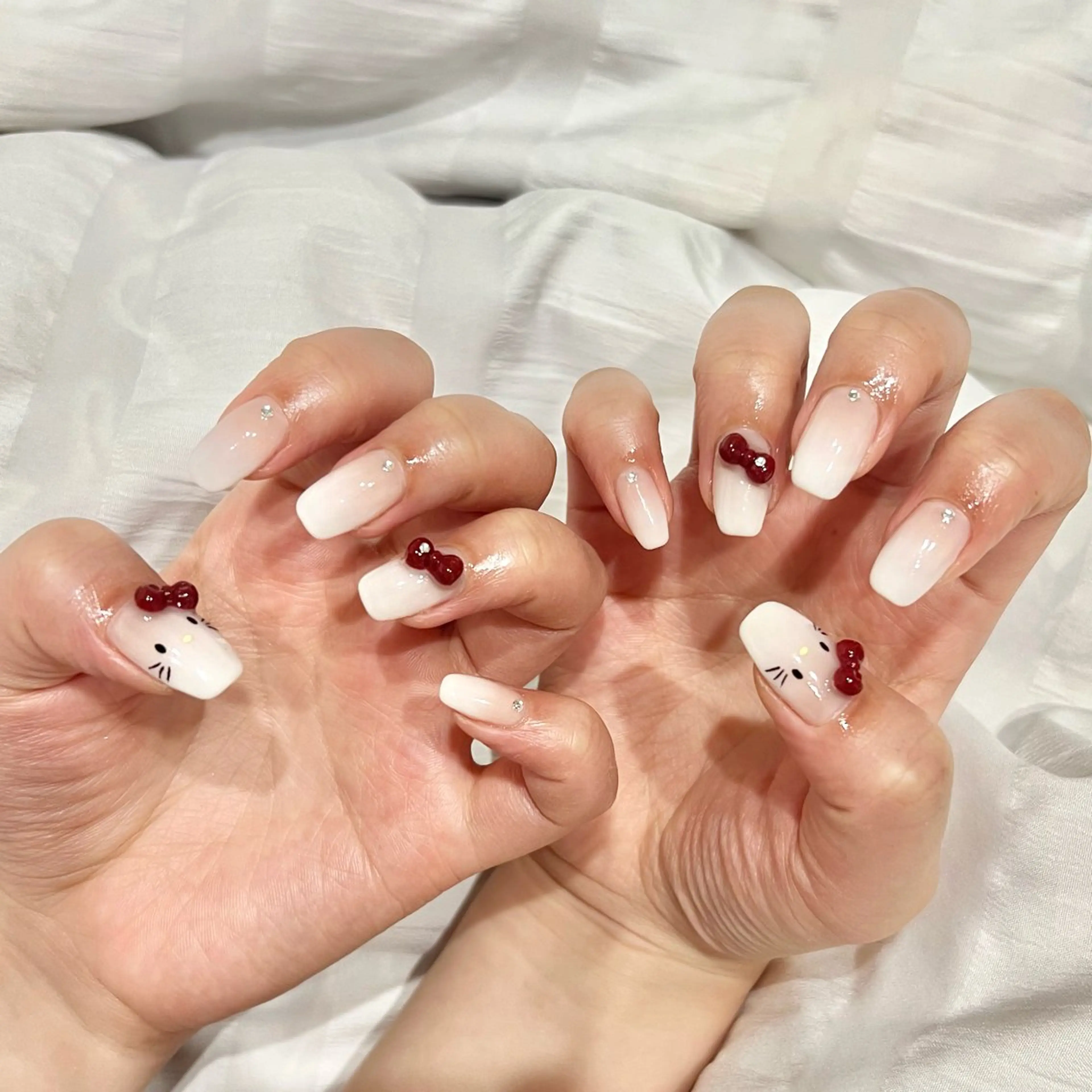 ネイル グラデーション ハンドネイル フットネイル GRANDEUR焼津 Nana🦖のネイルデザイン