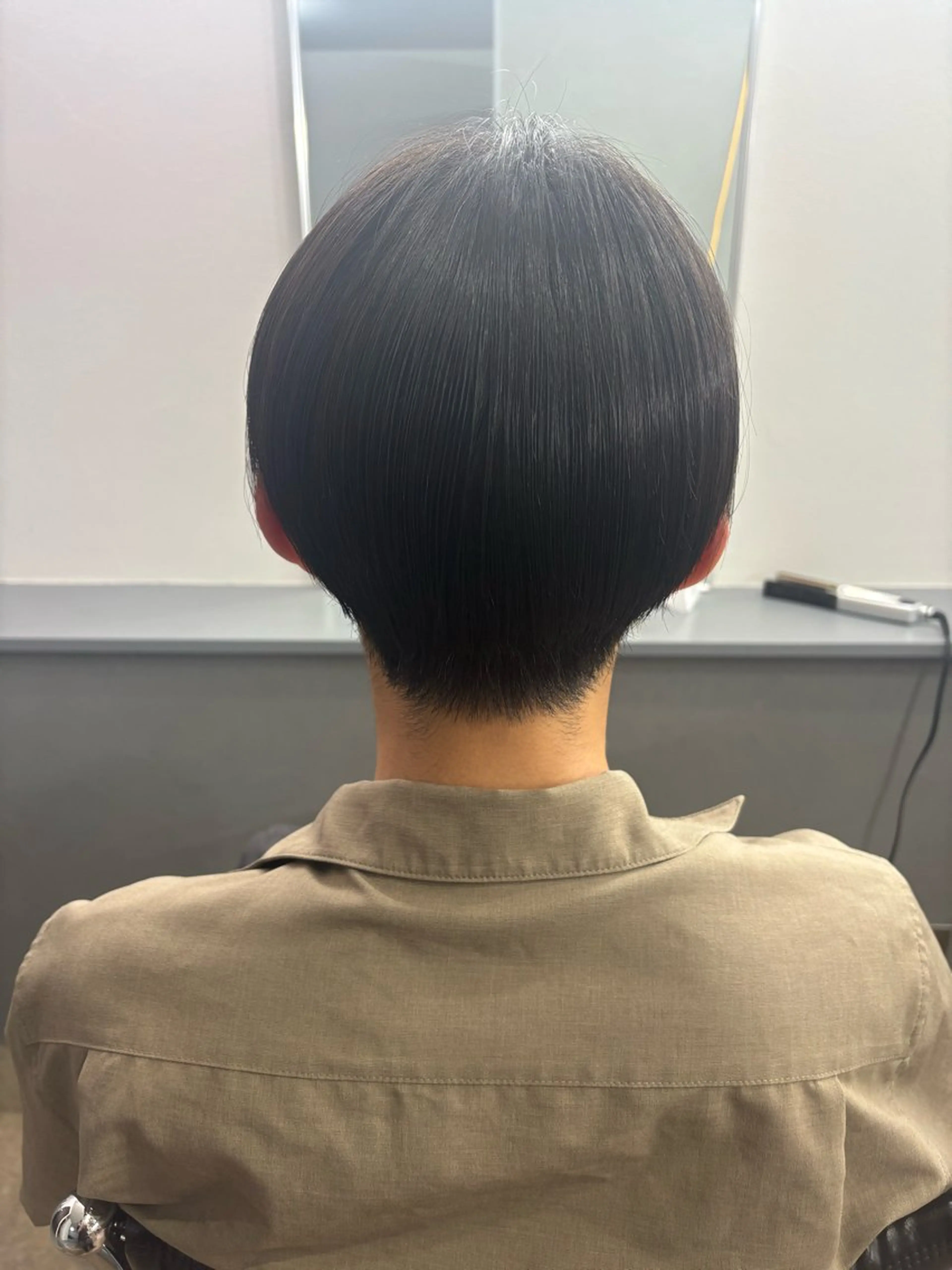 メンズ 縮毛矯正 THEDOTS所属・淀 小南津のヘアスタイル