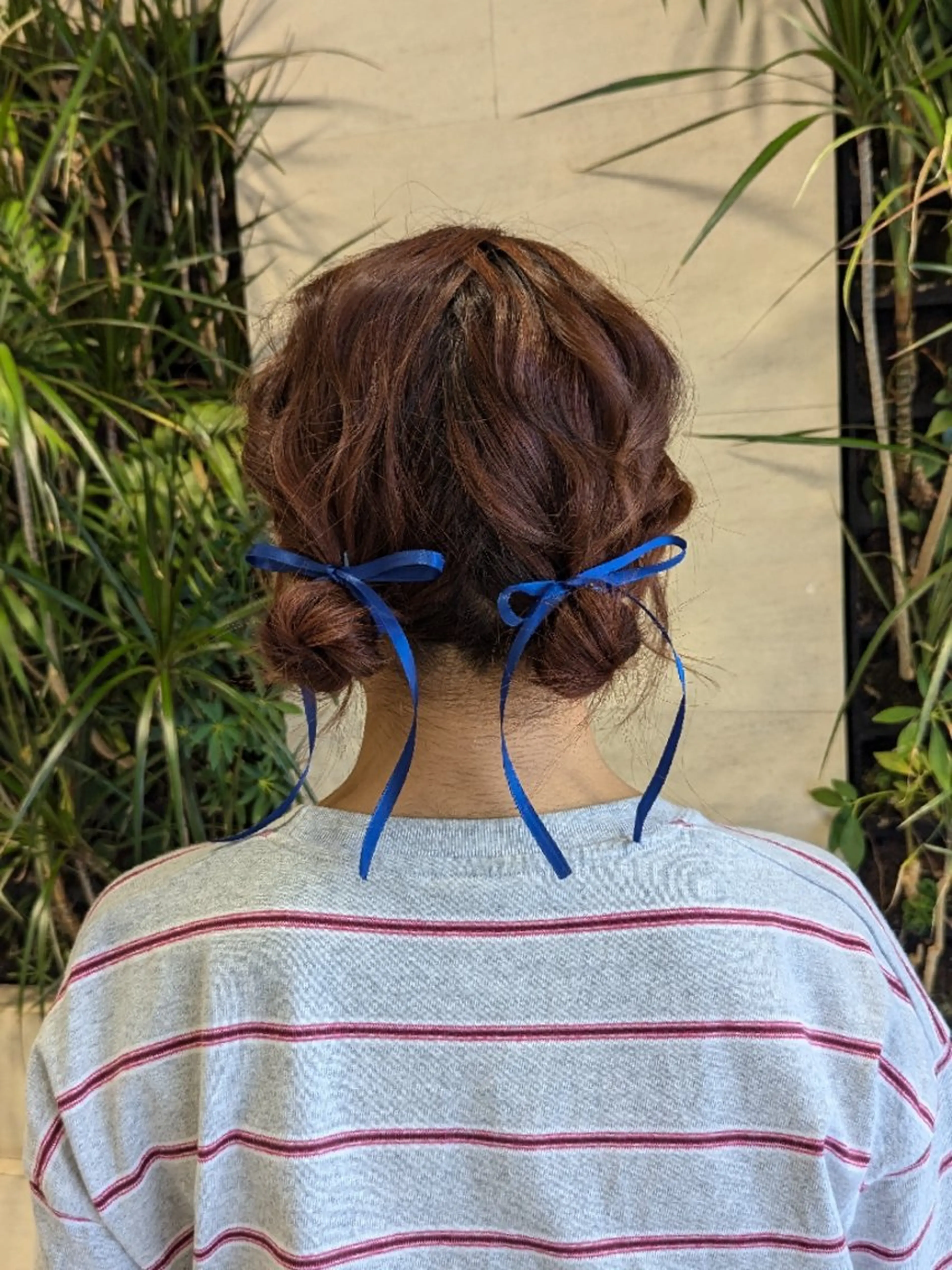 ミディアム ヘアアレンジ ヘアセット 髪質改善/お呼ば れヘア/透明感カラーのヘアスタイル