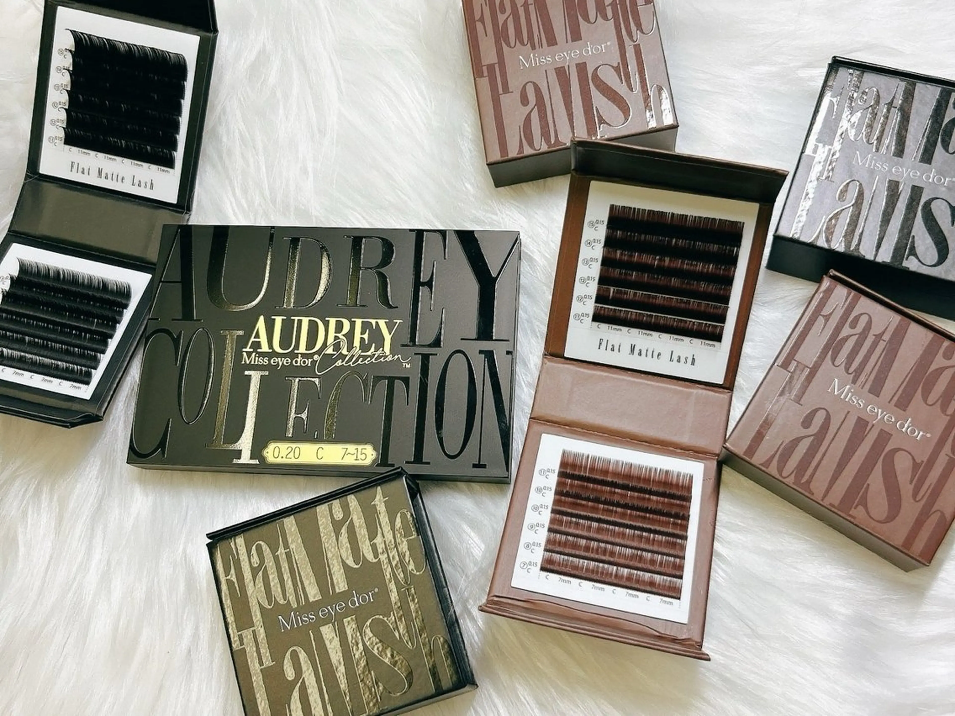 【🌷マツエク🌷】当日予約限定価格!超軽量フラットラッシュ140本まで!!✨の写真