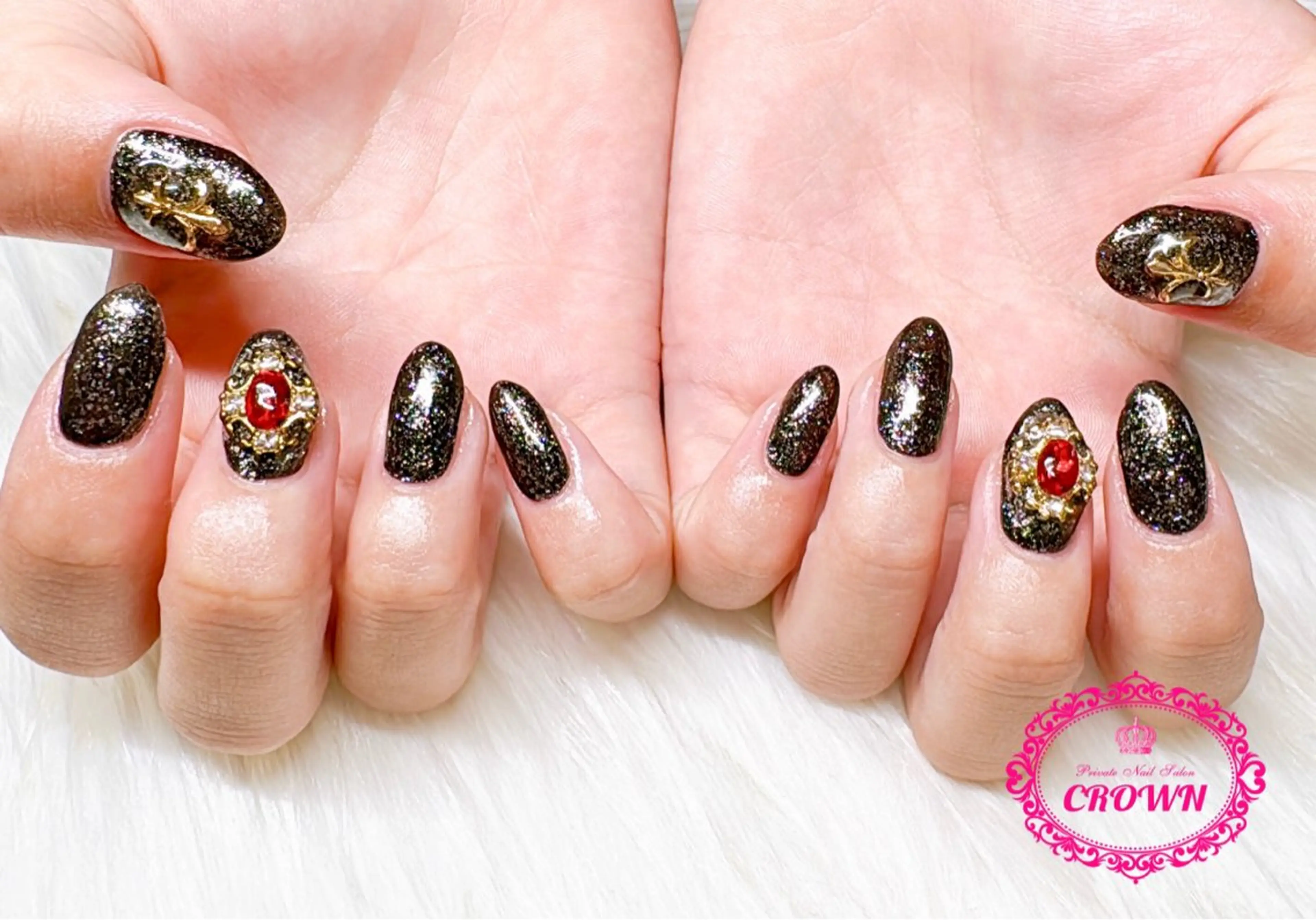 ネイル CROWN プライベートサロンのネイルデザイン