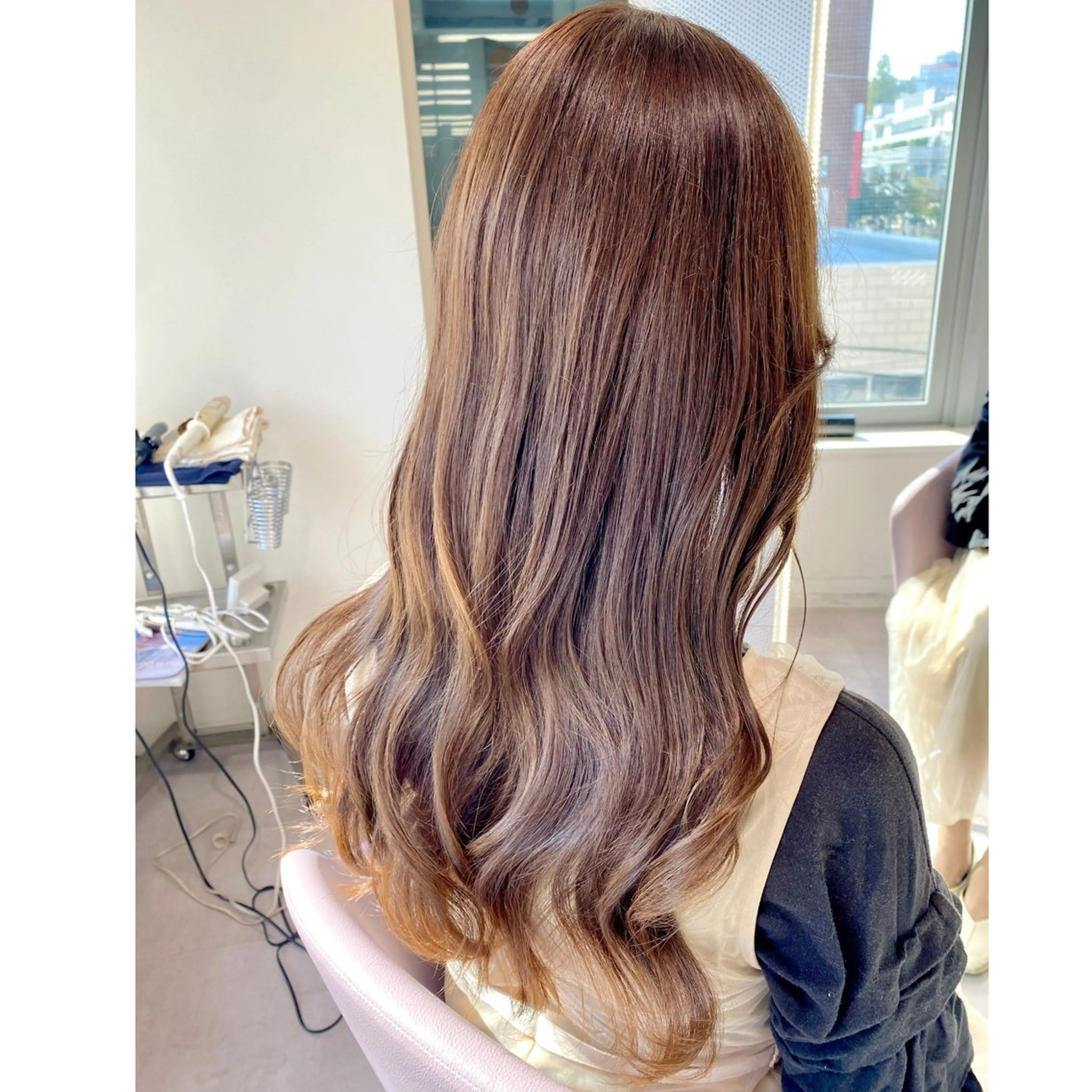 セミロング アッシュ カット ヘアカラー 森 隆秀/韓国ヘアのヘアスタイル