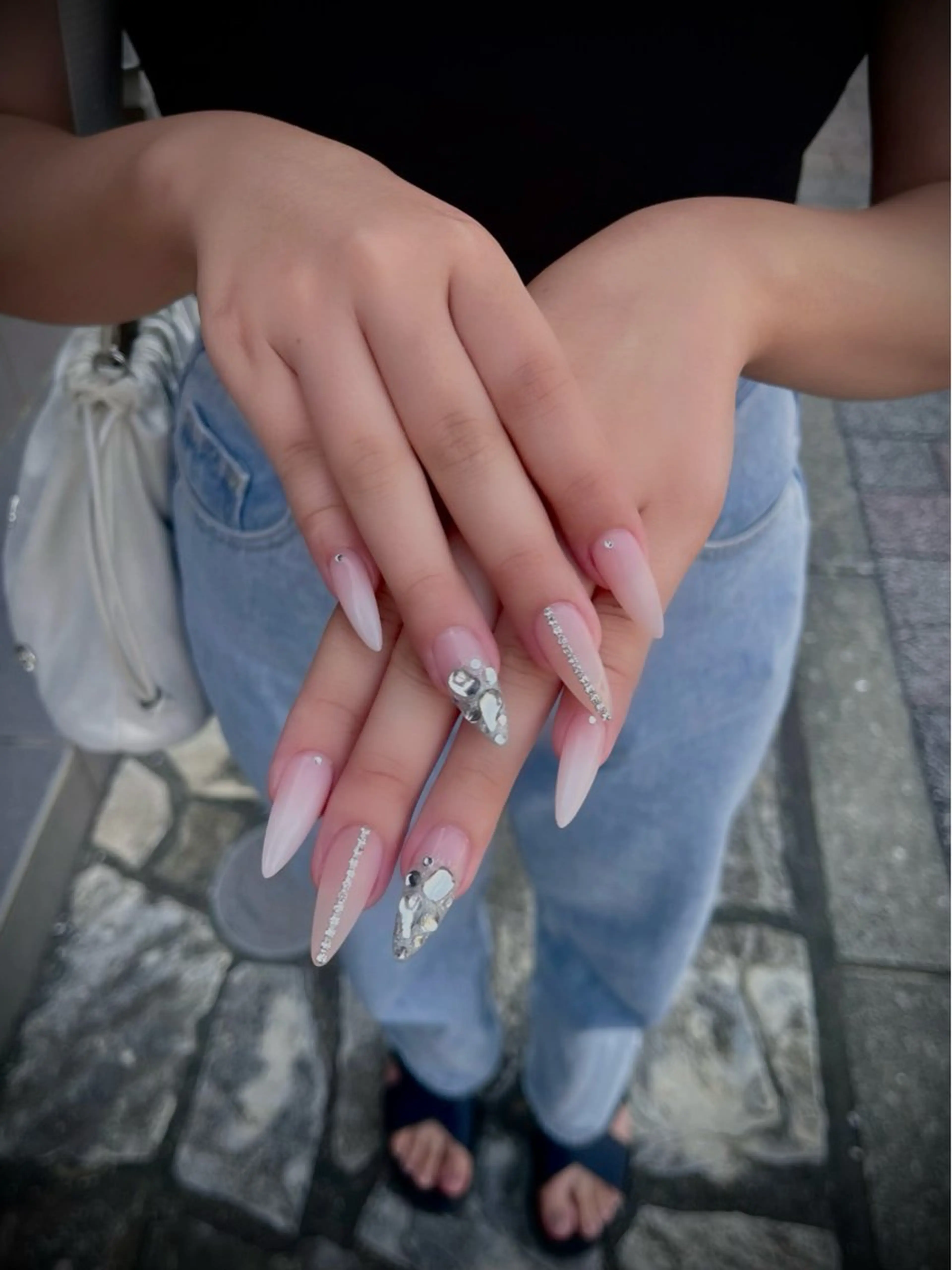 ネイル フットネイル キラキラネイル マグネットネイル ワンカラーネイル スカルプネイル nine.🦋 YUKOのネイルデザイン