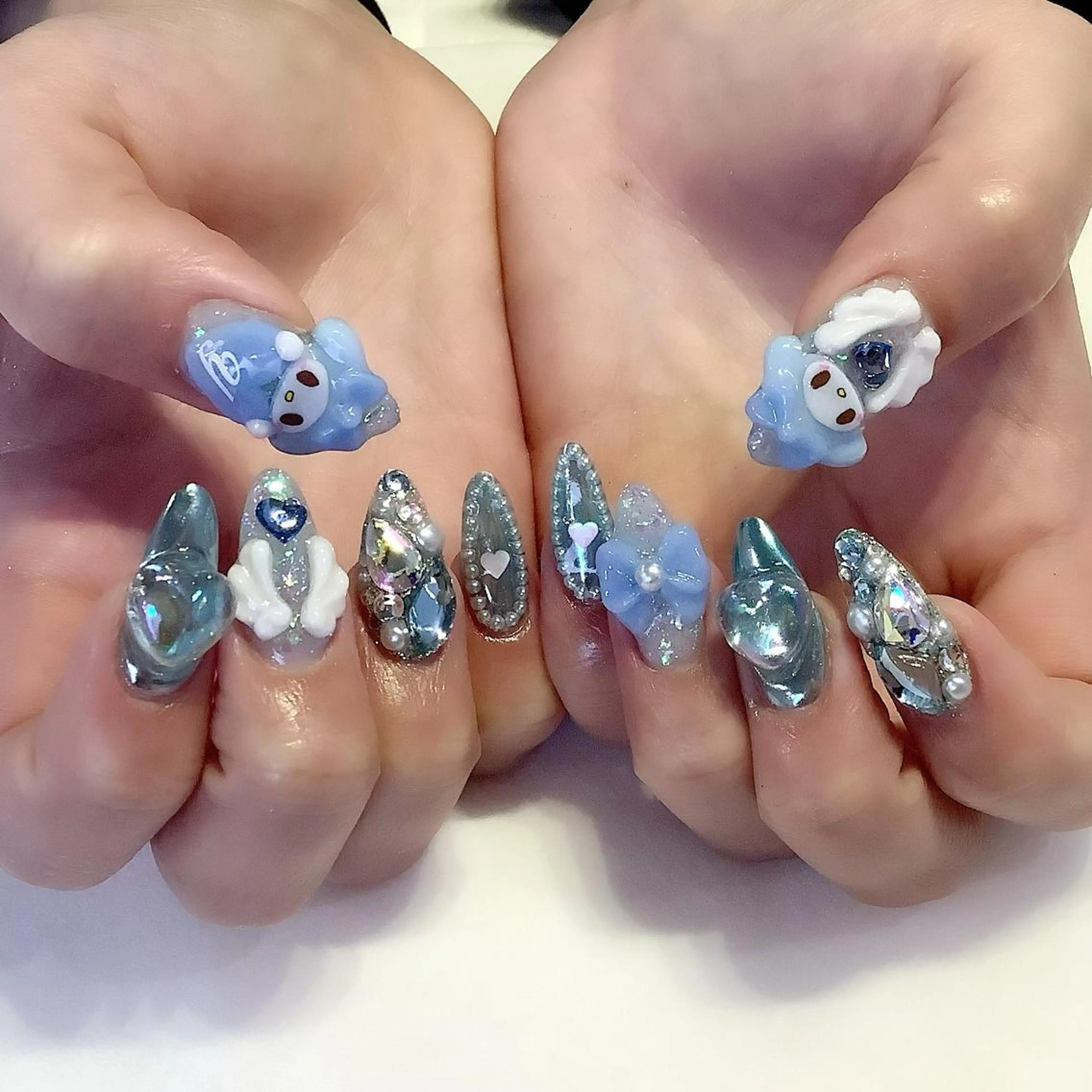 ネイル ハンドネイル 💎🐰 saki. m 🐰💎のネイルデザイン