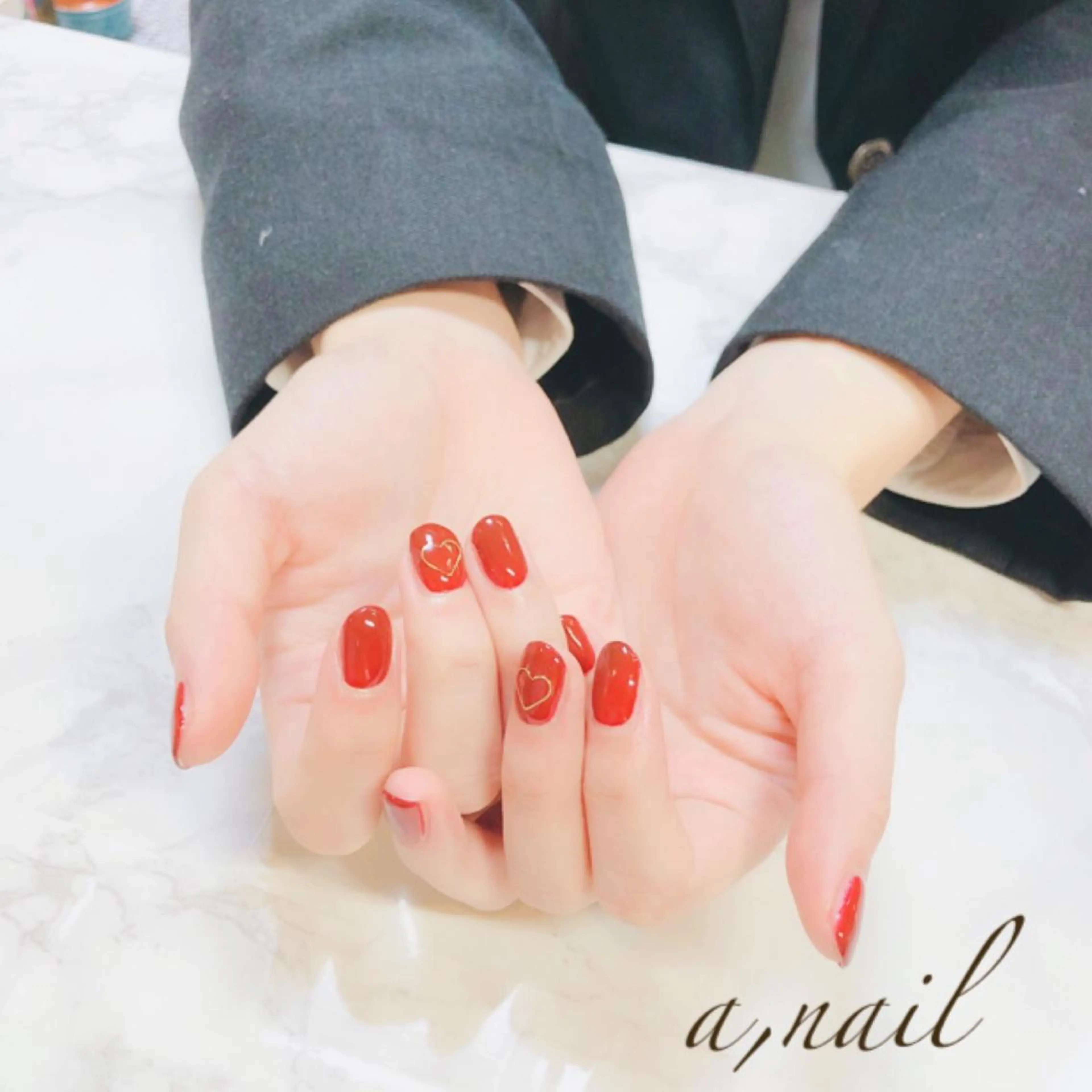 ネイル フットネイル ジェルネイル グラデーション ハート オフィスネイル ハンドネイル ネイルサロン エーネイルのネイルデザイン
