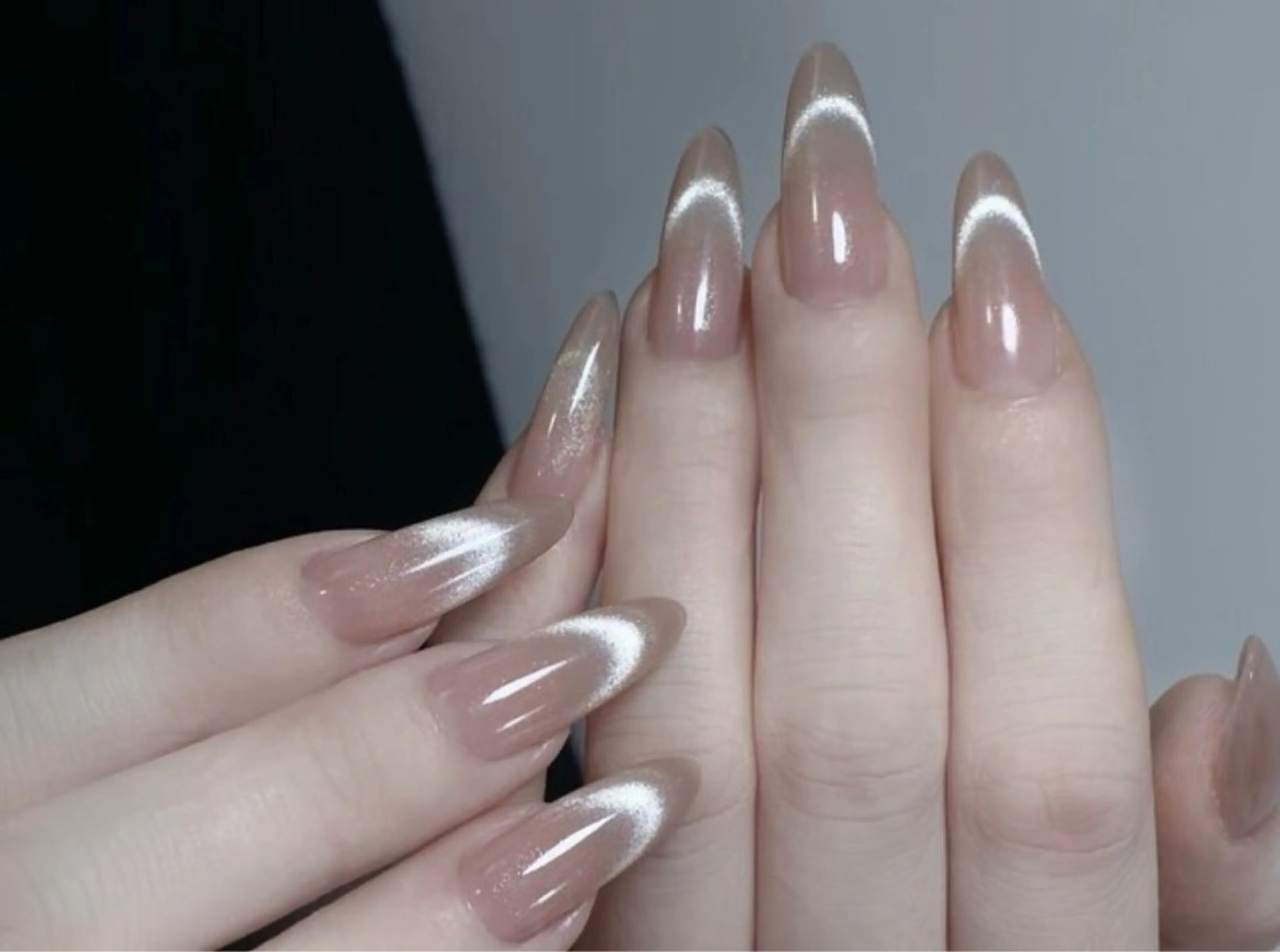 🌱マグネットフレンチ🍧🧁パーツ二個プレゼント🩵 透け感ベースカラ付き🍡初回オフ無料🆓SNS大人気💡の写真