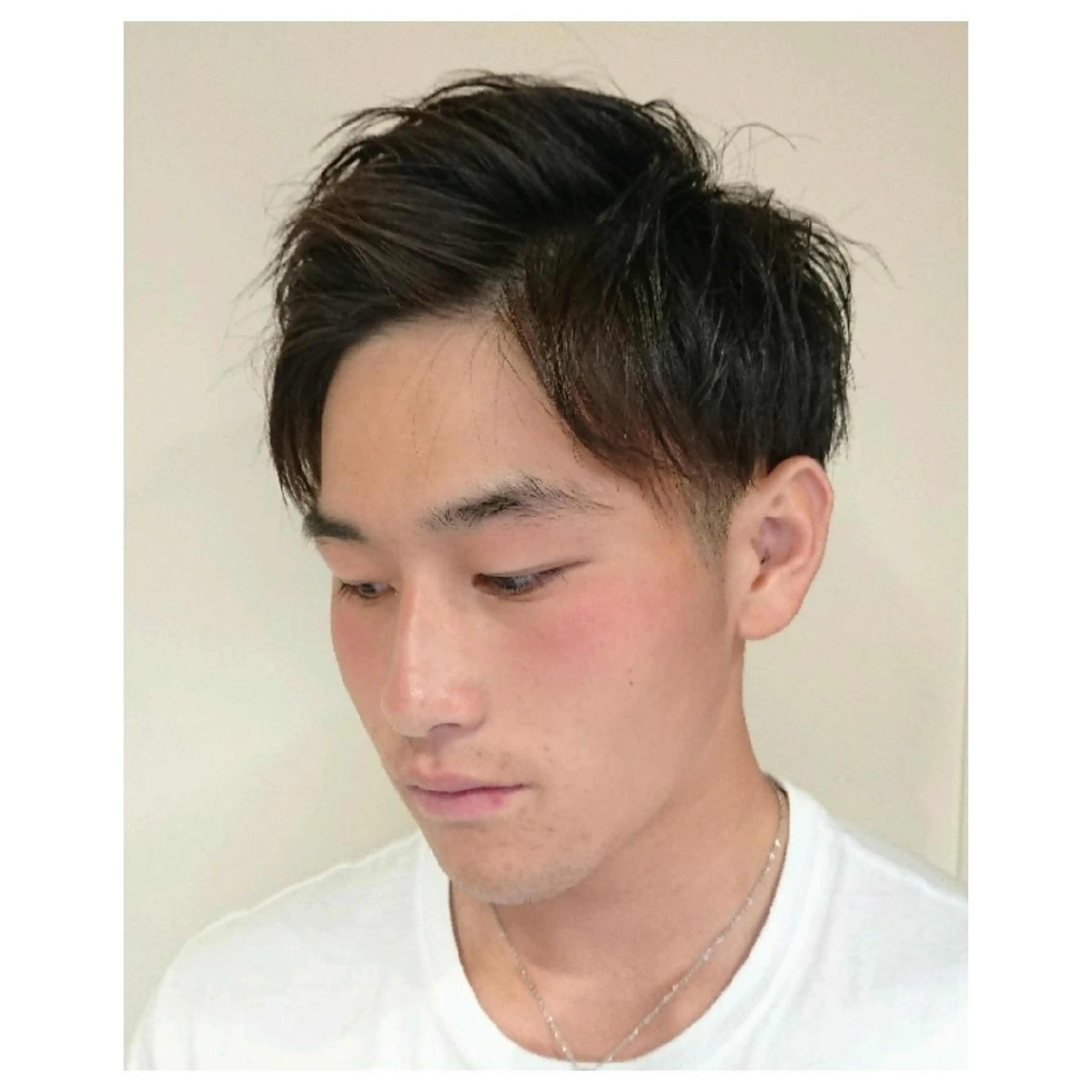 メンズ カラー パーマ ヘアアレンジ ブリーチ/ヘアケア/ 艶髪/イギチハルのヘアスタイル