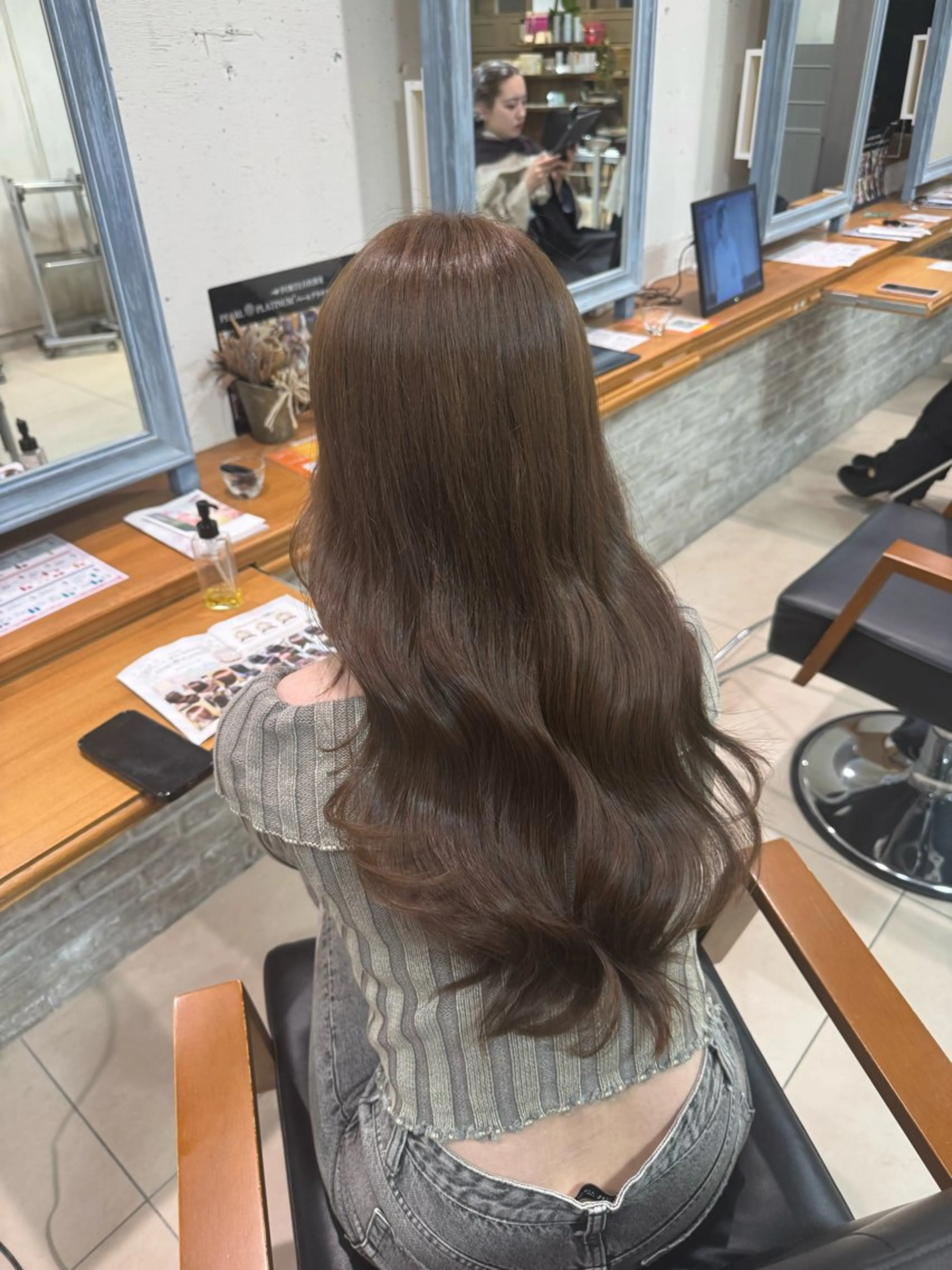 【迷ったらこれ💞定番コース】カット+透明感カラー+髪質改善トリートメント/¥17870→¥9300‼️の写真