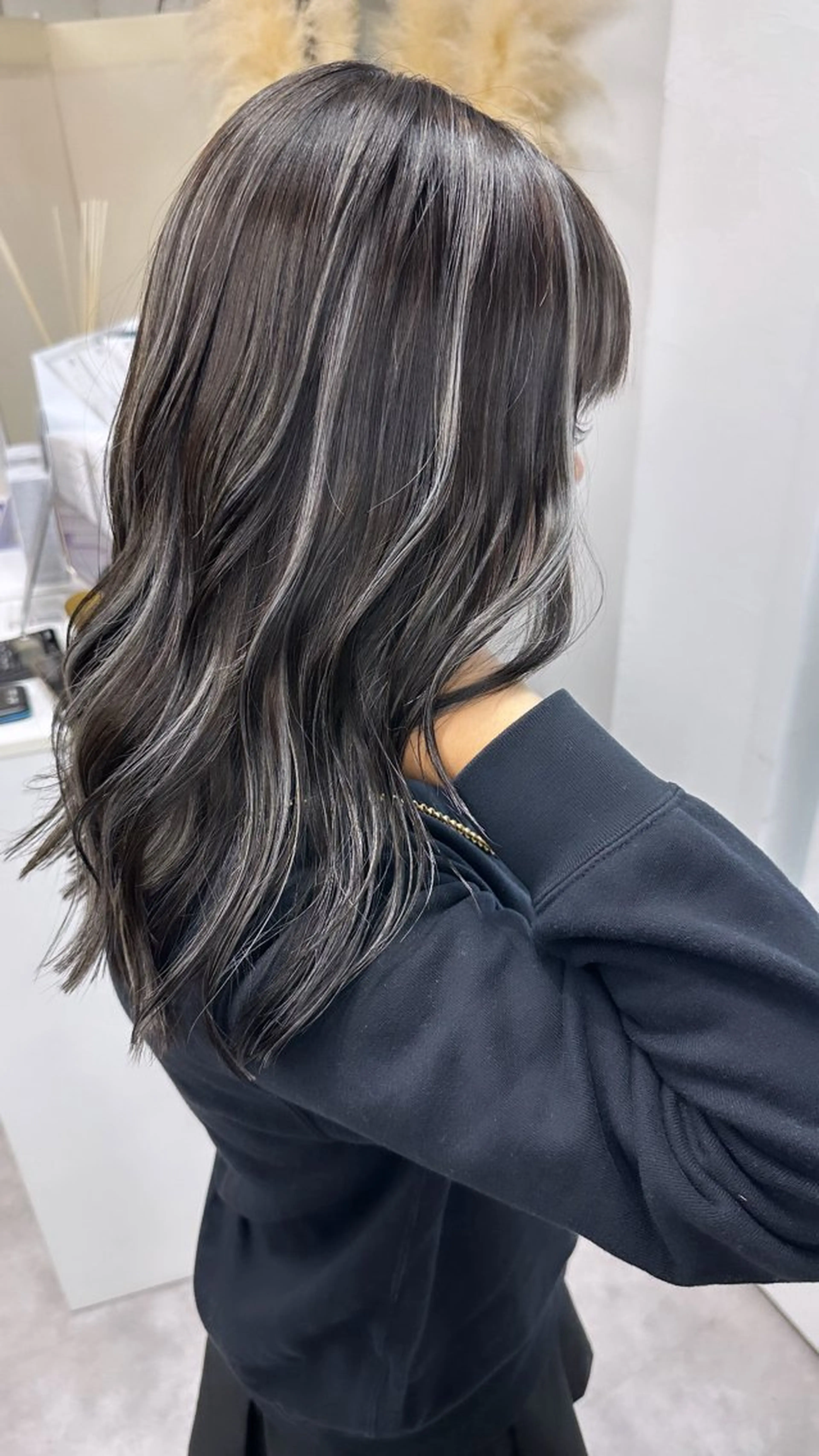 ロング カットカラー🩷 五島桜樫のヘアスタイル