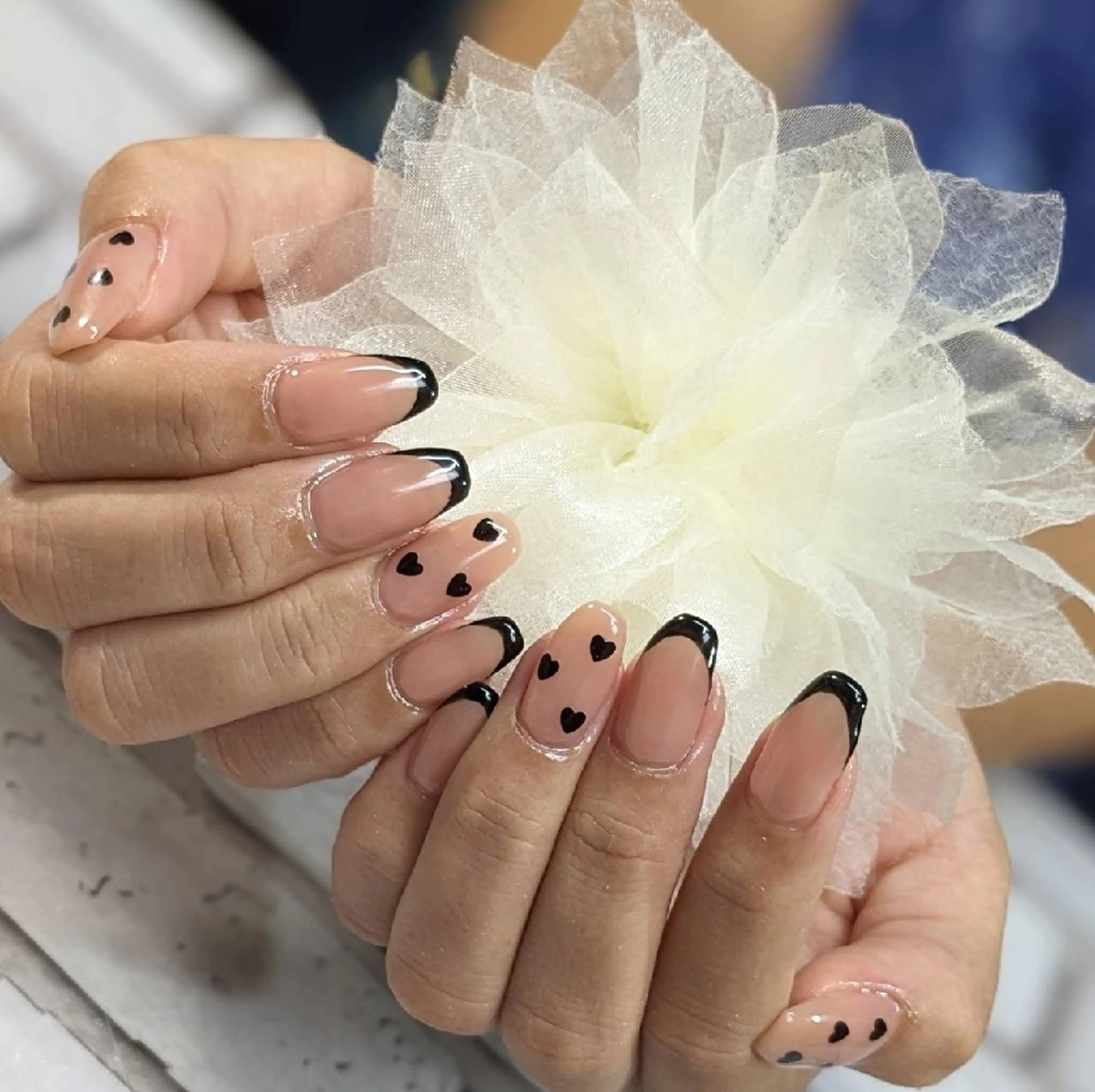 ネイル フレンチネイル ハート ハンドネイル ネイルサロンベルティ .keikoのネイルデザイン