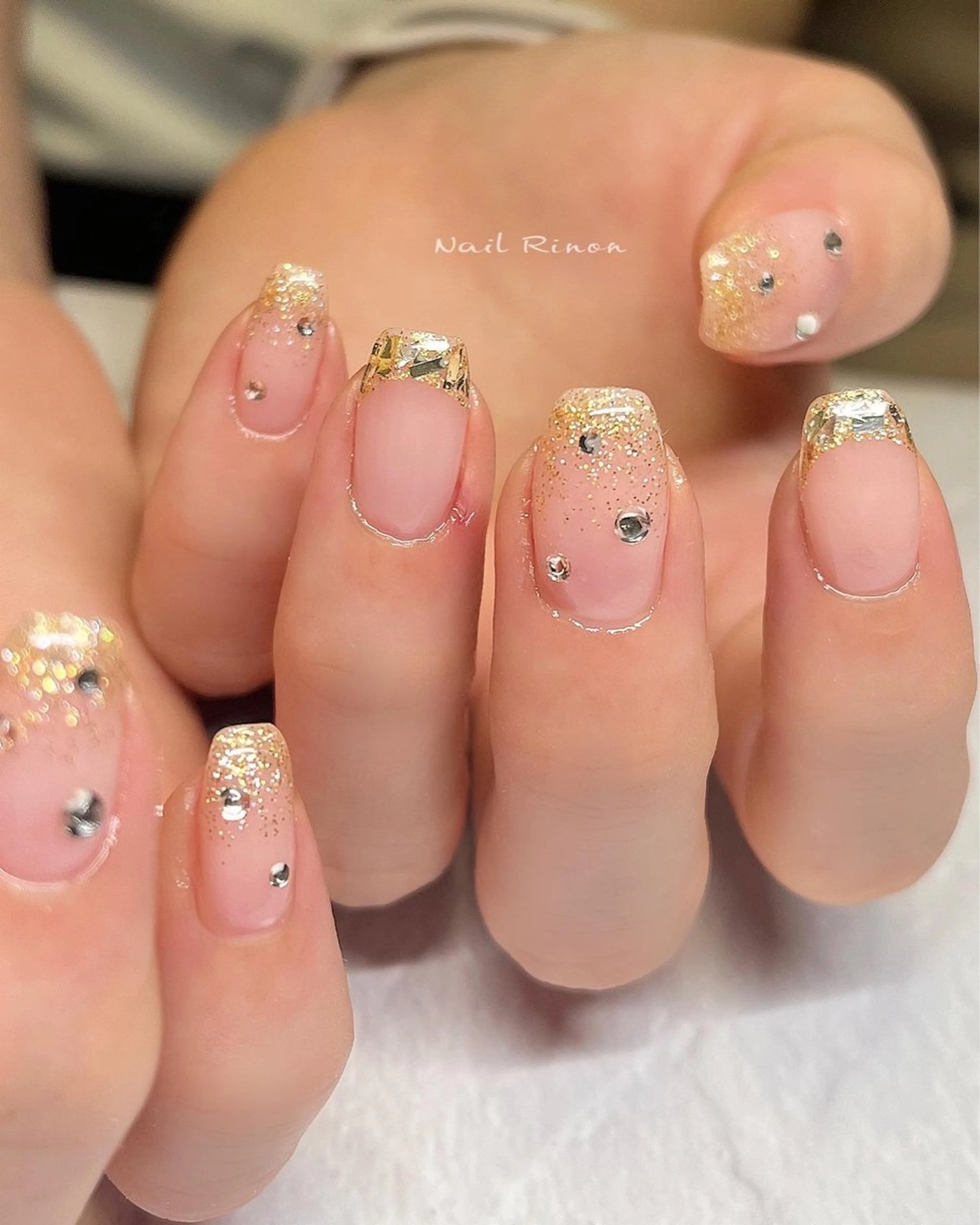 ネイル フレンチネイル ガラスフレンチ ハンドネイル Nail Rinonのネイルデザイン