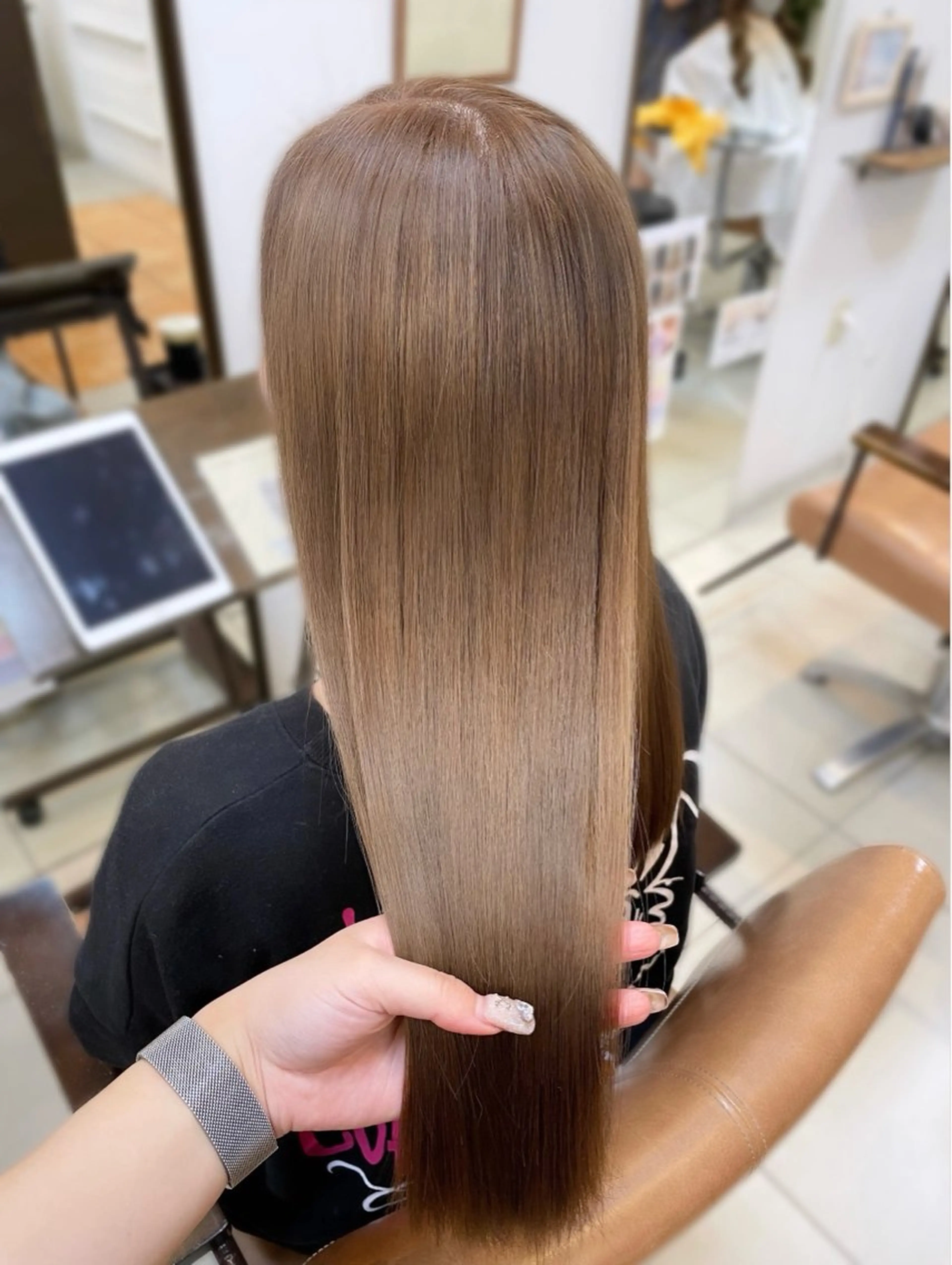 ロング カラー ブラウンカラー モカブラウン トリートメント SOYON なんば店所属・水島 真彩のヘアスタイル