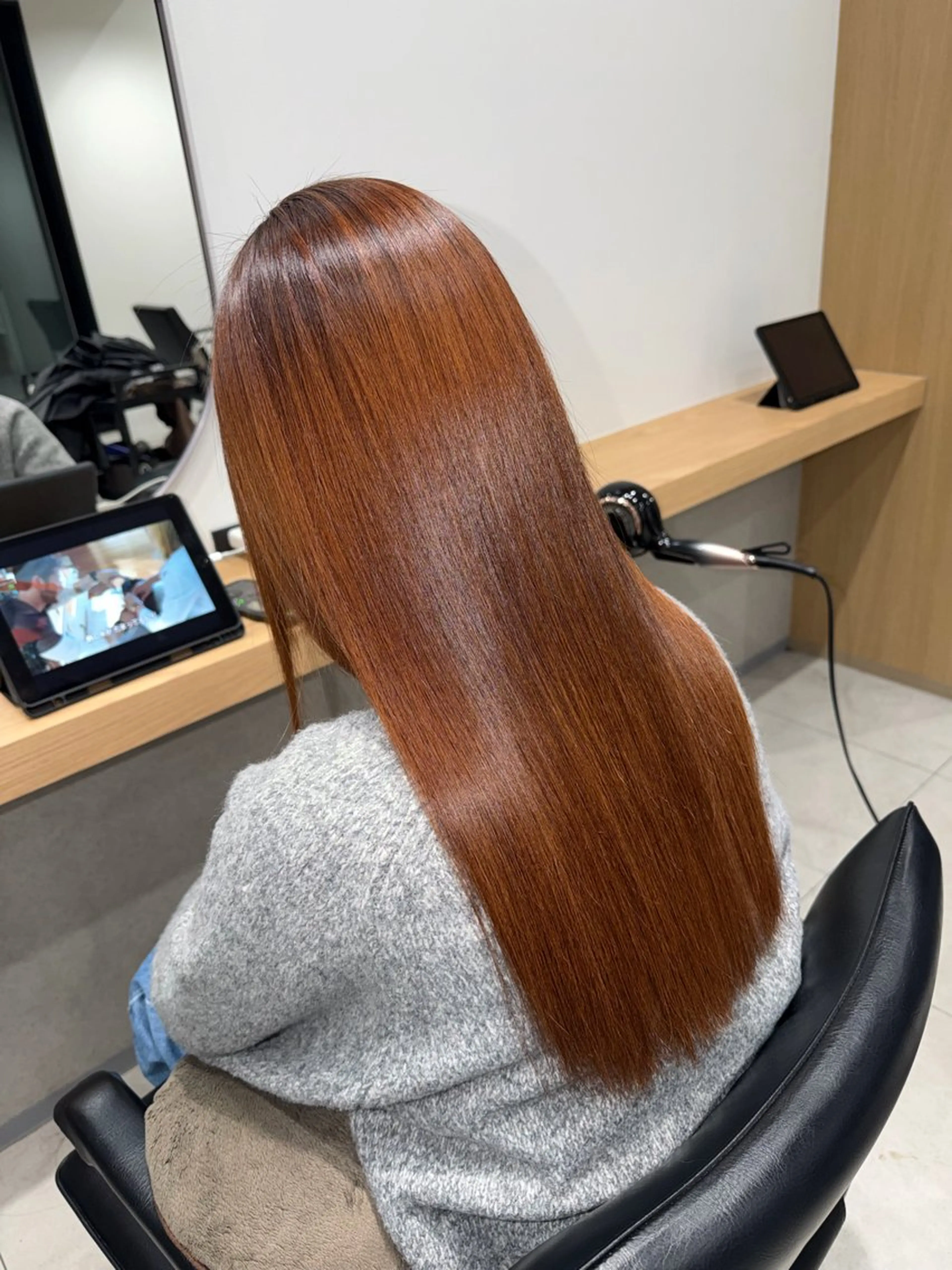 セミロング RAF TOKYO 薬院店所属・RAFTOKYO薬院 RUIのヘアスタイル