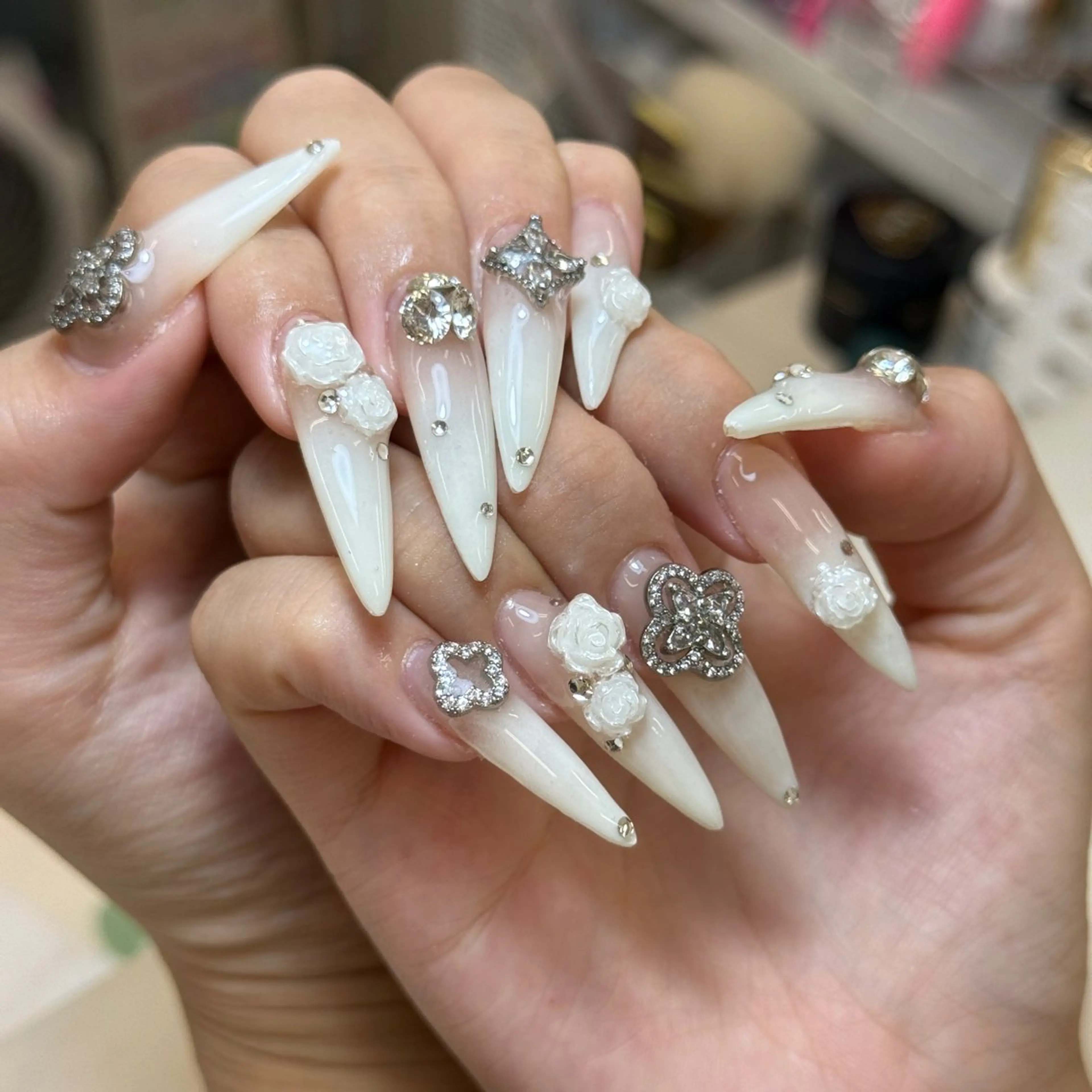 ネイル ハンドネイル Anh 高田馬場のネイルデザイン