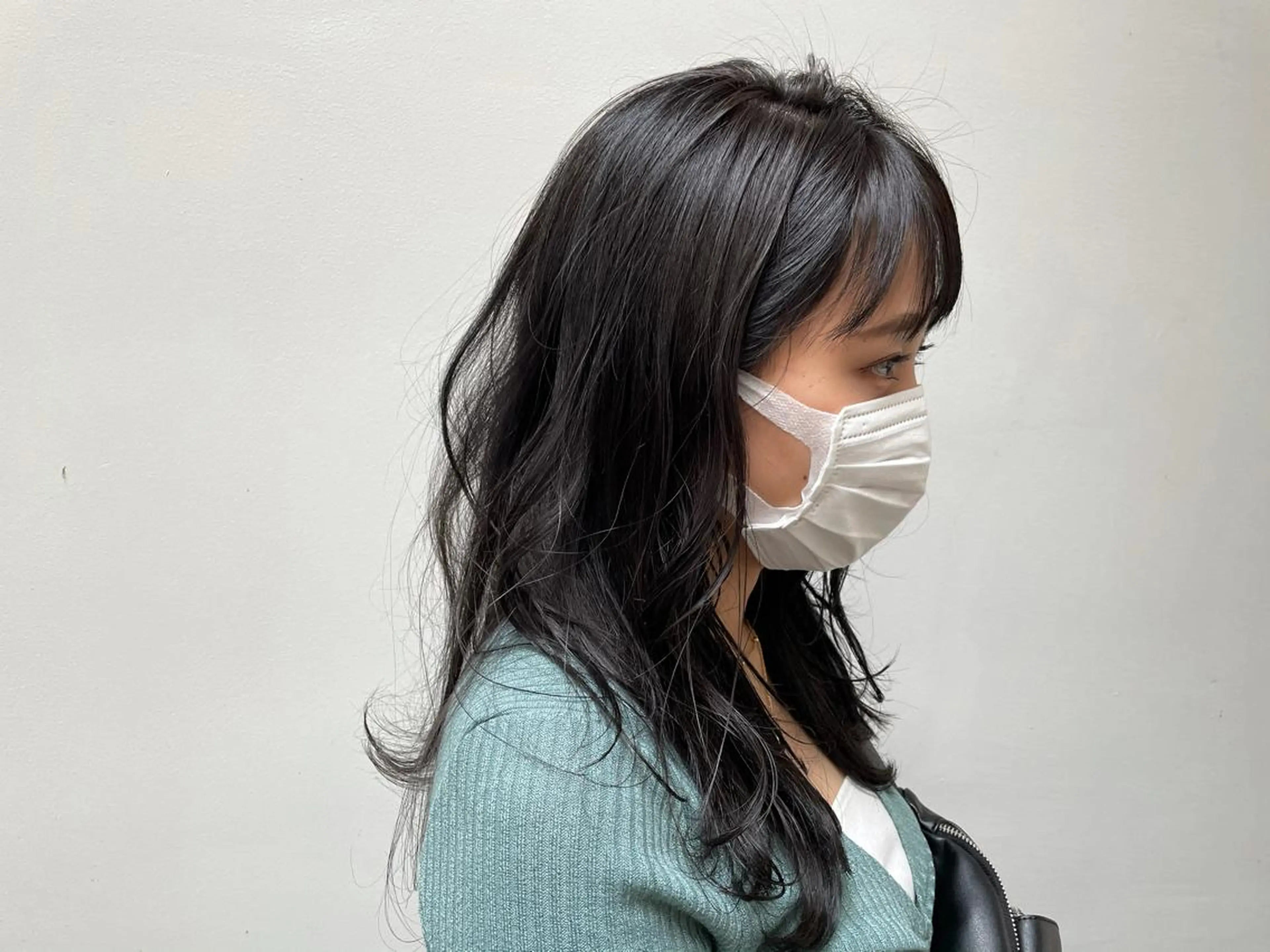 ミディアム レイヤーカット g hair design所属・土屋 紗也果のヘアスタイル