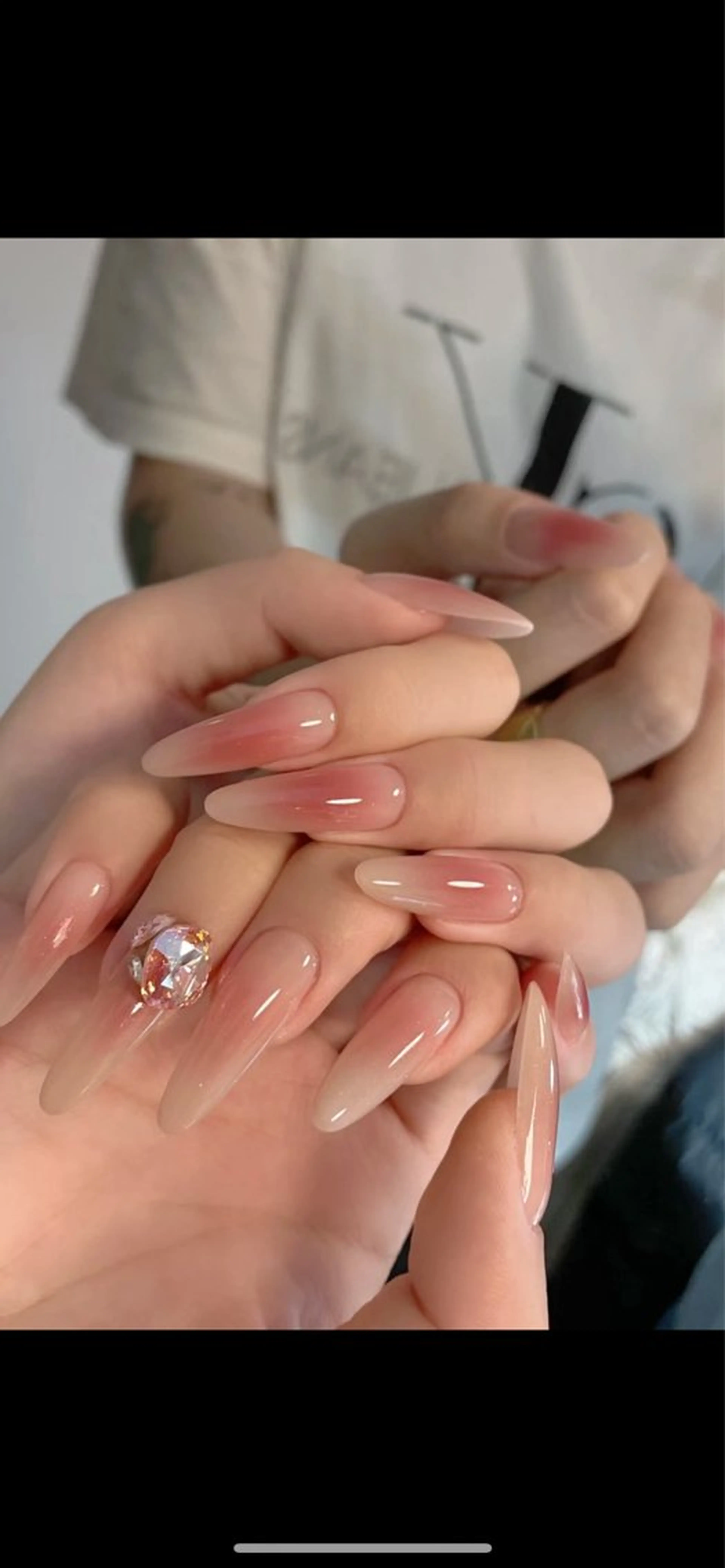 お得🎉大人気ワンホンチークネイル+マグネットフレンチ+パーツ2個orストーン2本の写真