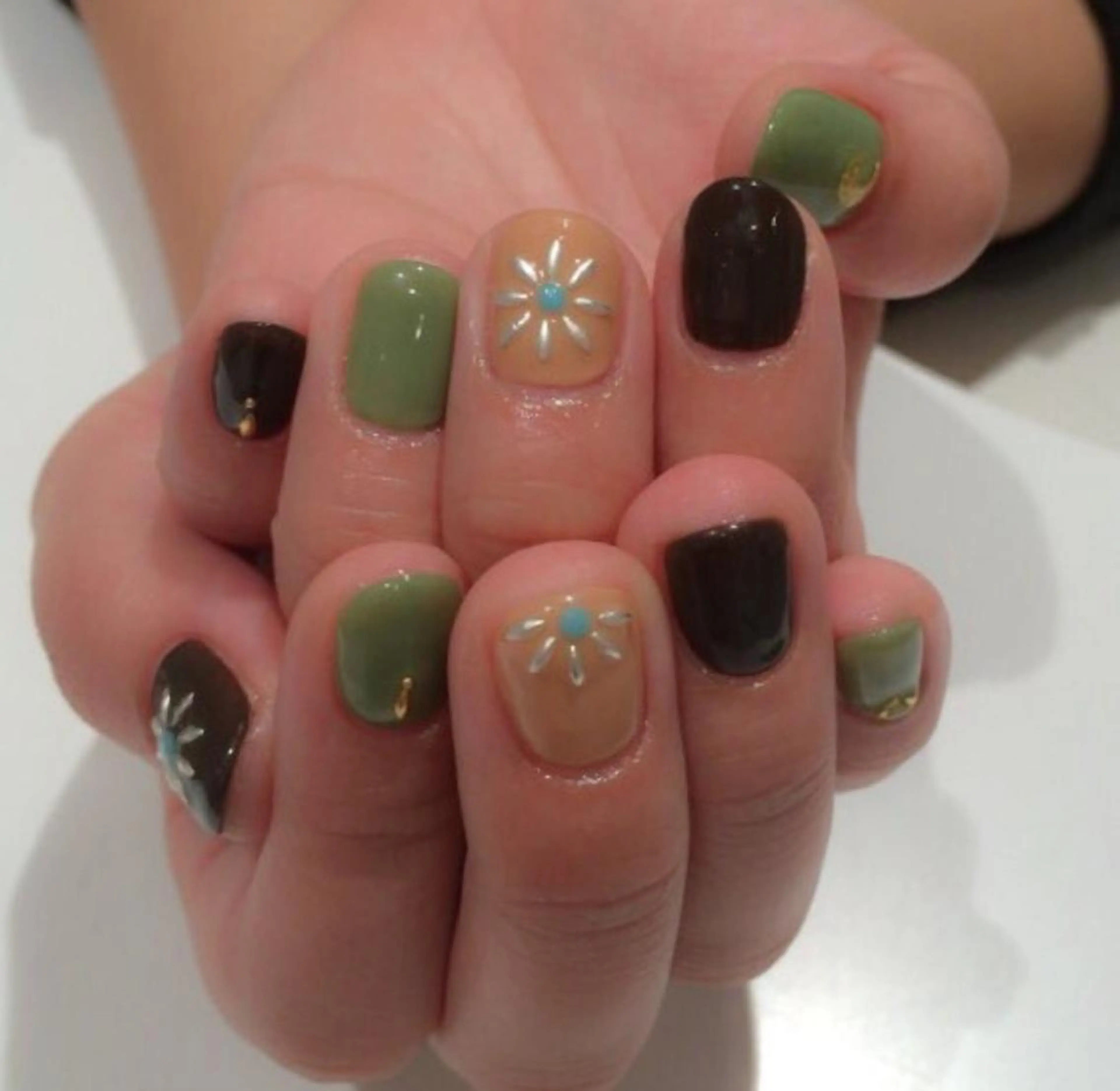 ネイル 山藤 萌永のネイルデザイン