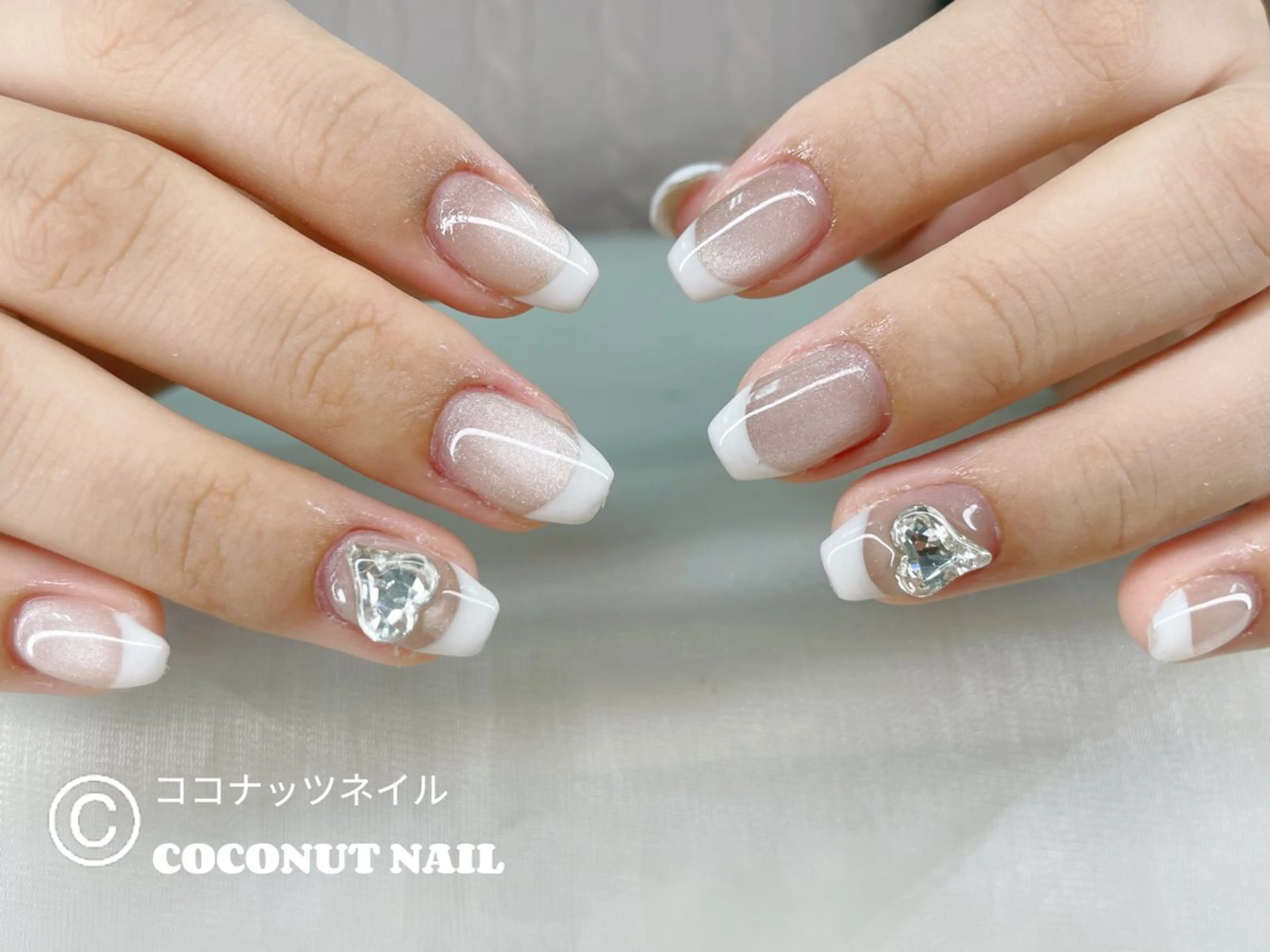 ネイル べっ甲ネイル フレンチネイル キラキラネイル マグネットネイル 大理石ネイル(マーブル) ハンドネイル 神田 ココナッツのネイルデザイン