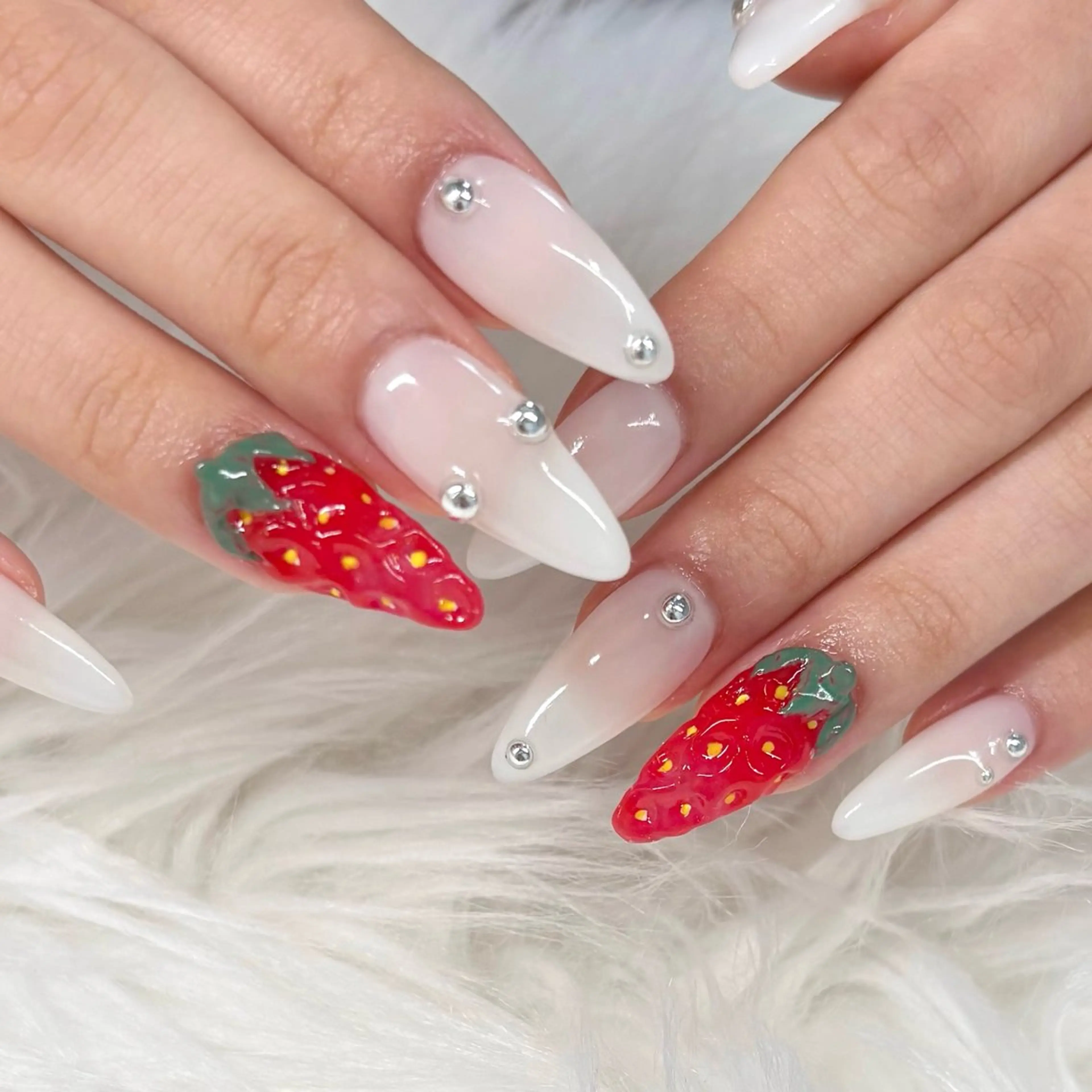 ネイル ネイルエルーシェ所属・Manatsu🌻 立川ネイリストのネイルデザイン