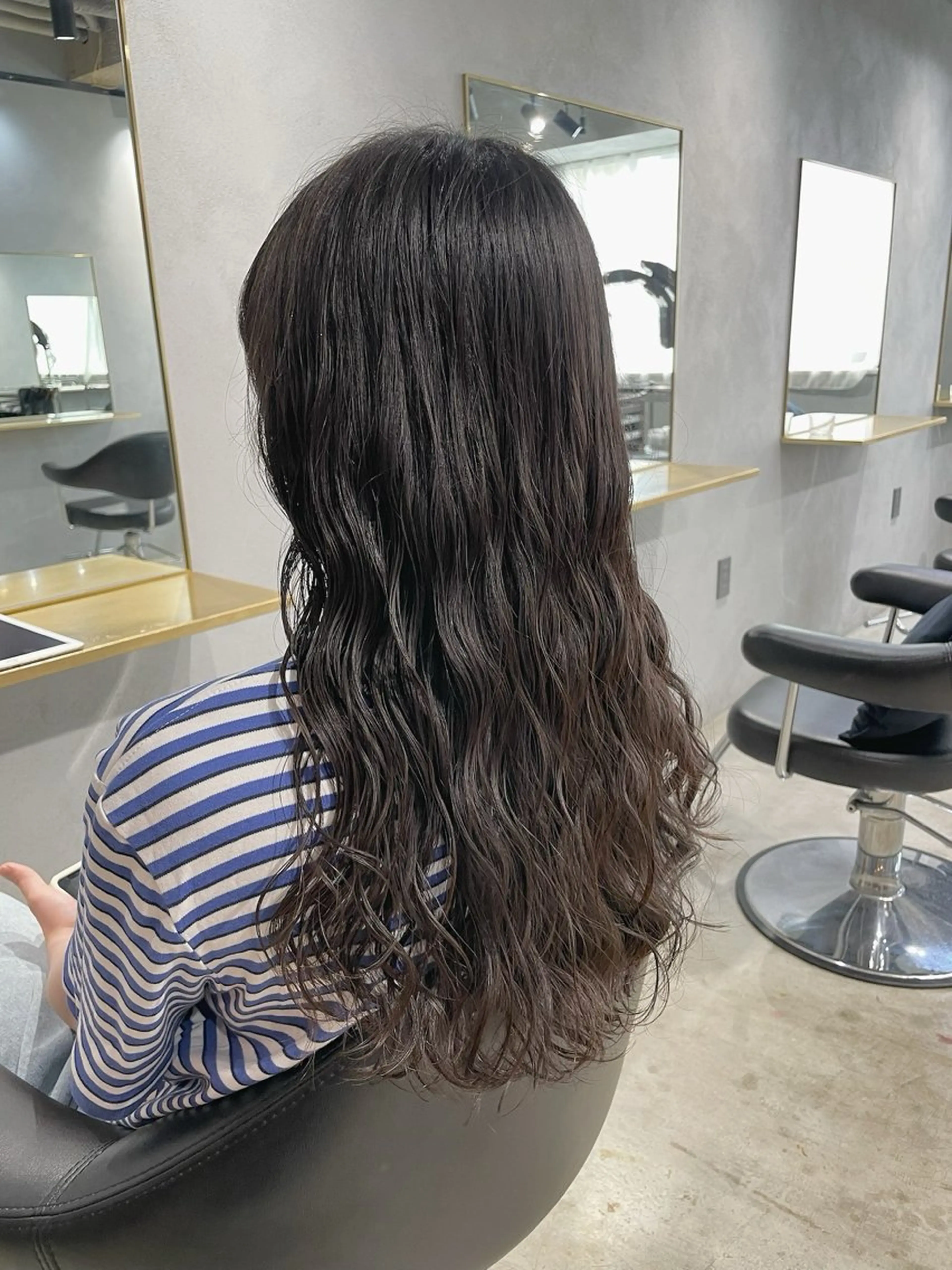 ロング パーマ 髪質改善 縮毛矯正 デジタルパーマ カット パーマ トリートメント 【arc】Ruri コテ巻き風パーマのヘアスタイル