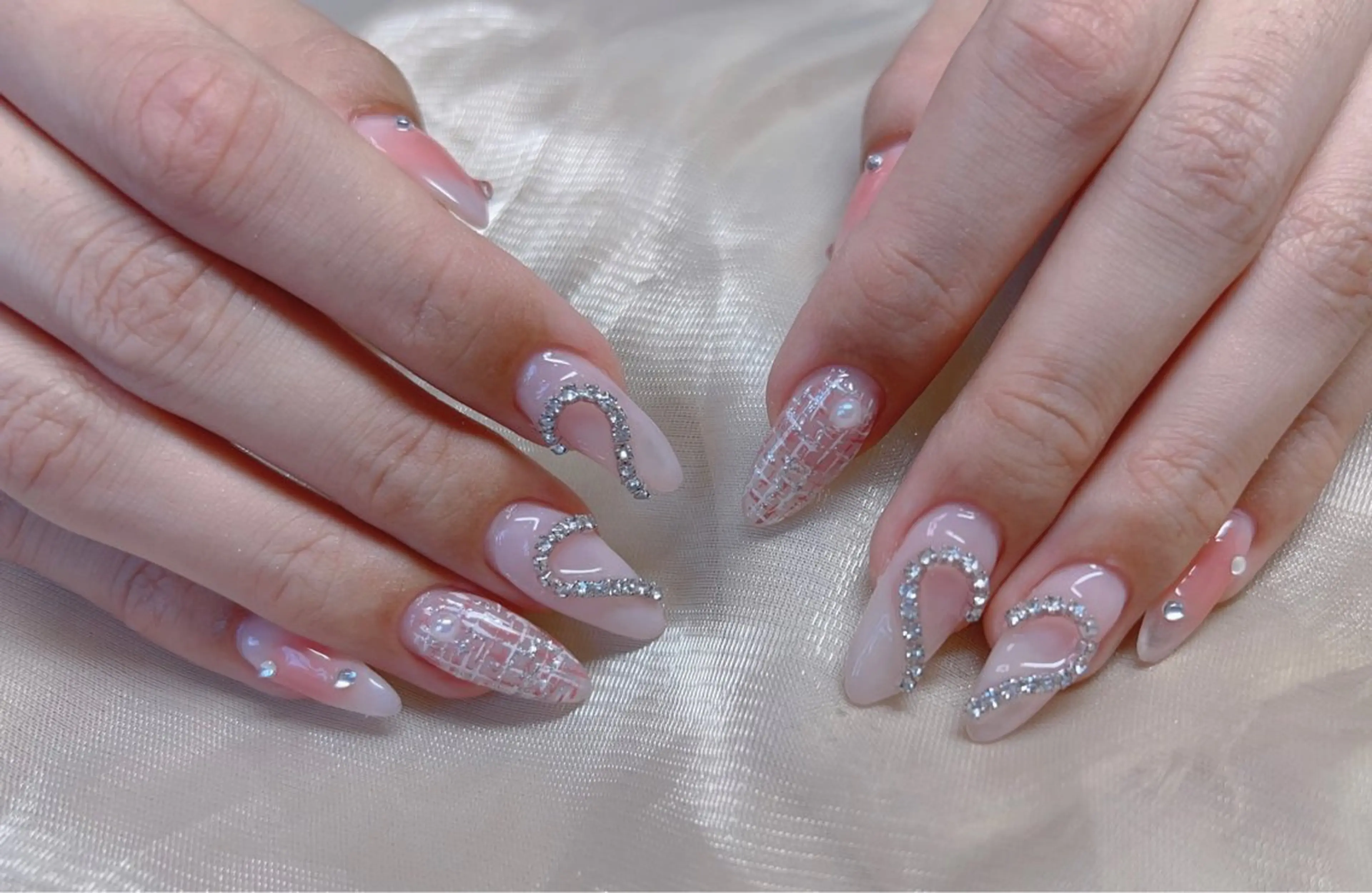 ネイル e llaのネイルデザイン