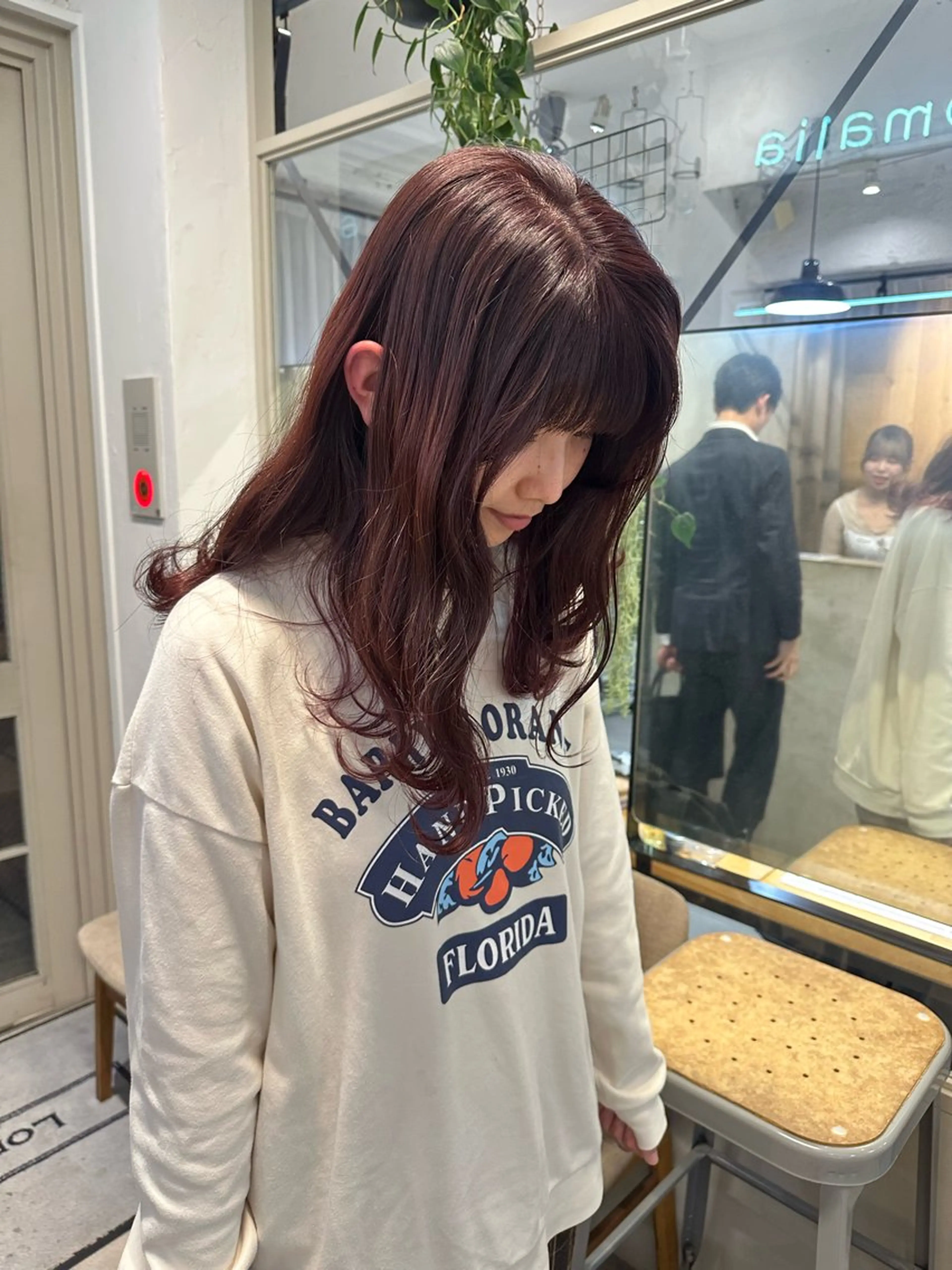 セミロング カラー ラベンダーカラー 縮毛矯正 ヘアカラー トリートメント REINA☁️透明感 カラー/ぷつっと♡のヘアスタイル