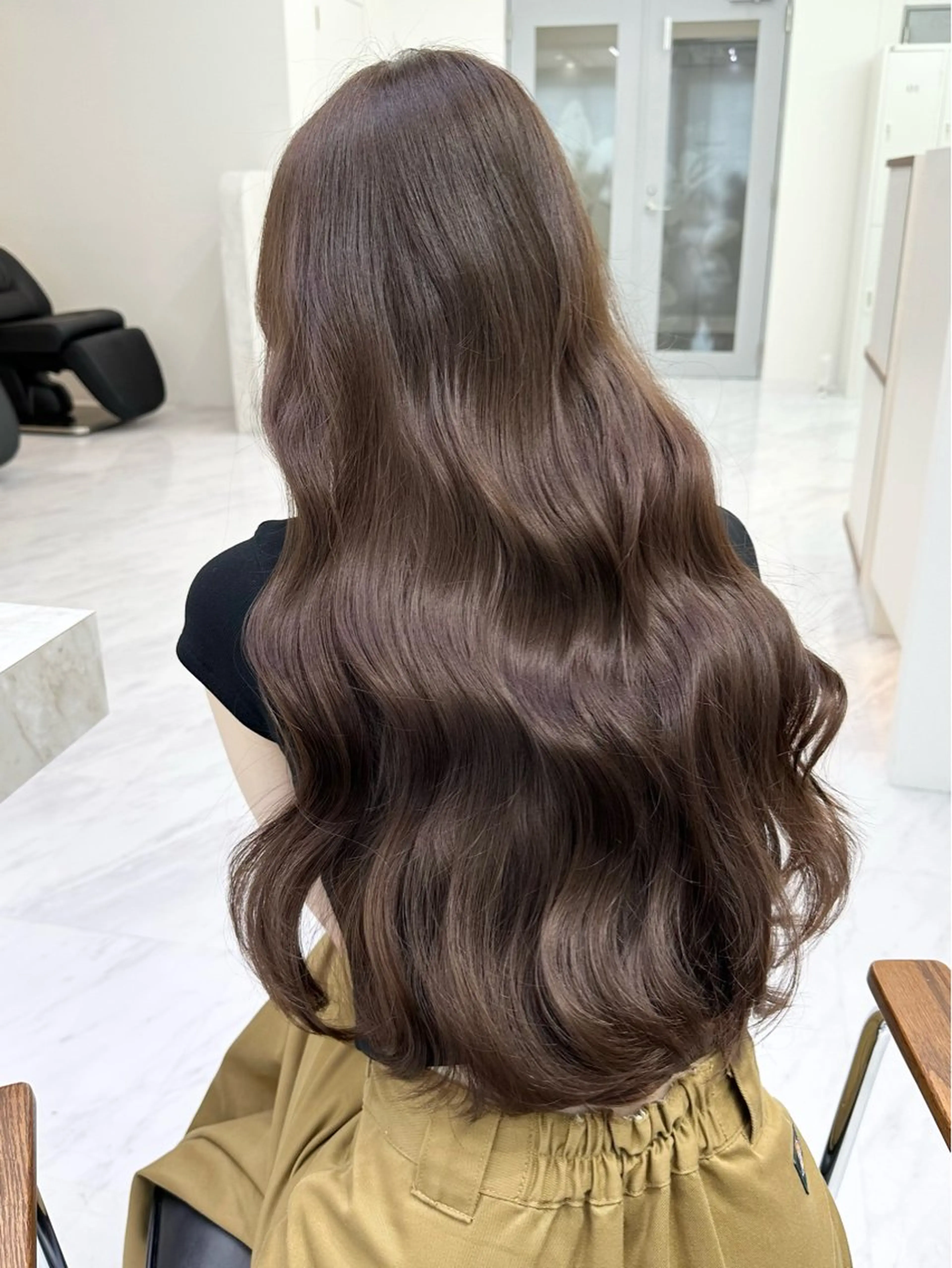 【U25限定♡】カット+天使の輪うる艶トリートメント🪽(5cm以上切れる方限定)の写真