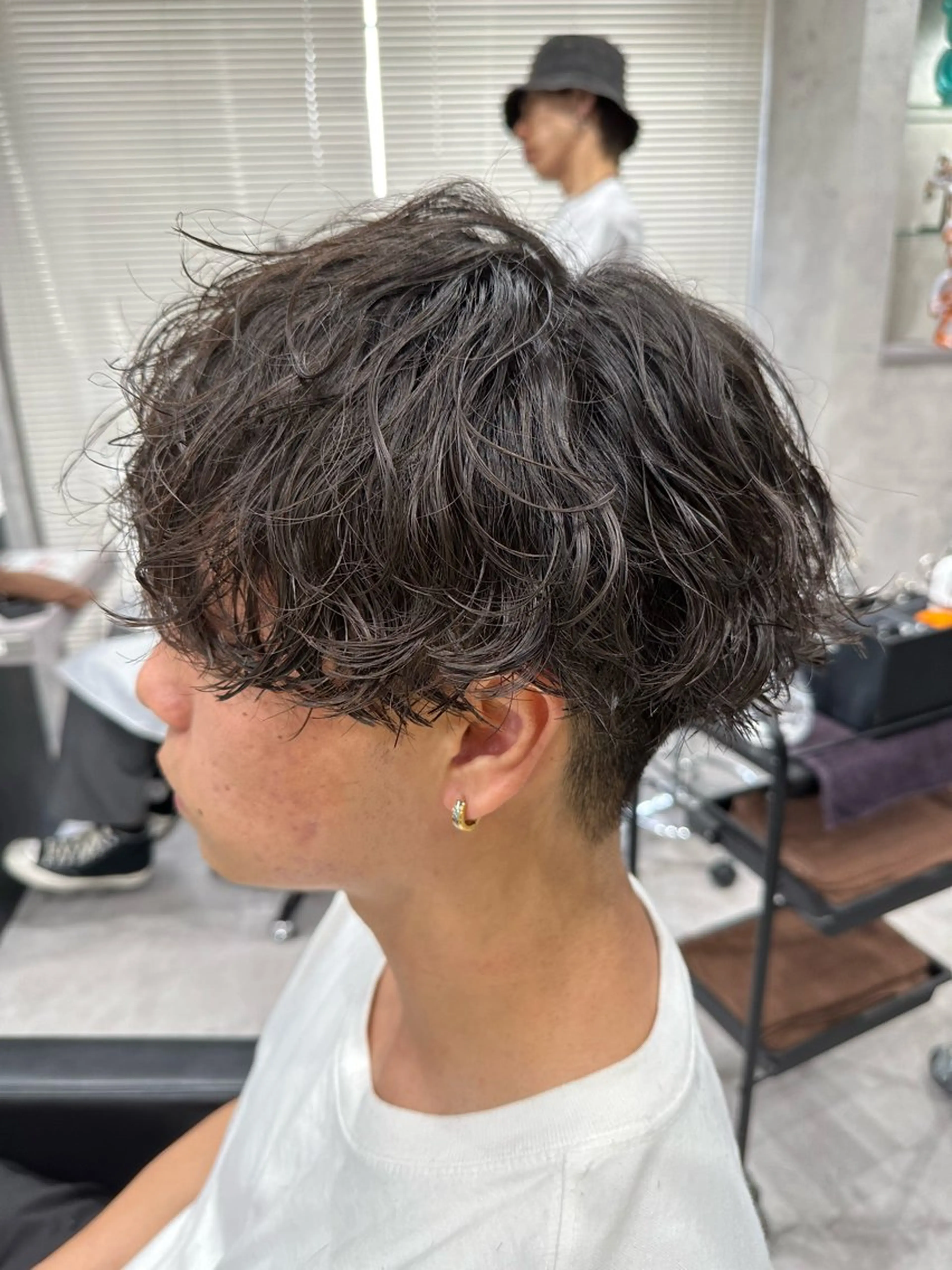 ショート パーマ メンズ メンズパーマ 波巻きパーマ スパイラルパーマ カット パーマ 「パーマ指名No1 🥇」小日向悠のヘアスタイル