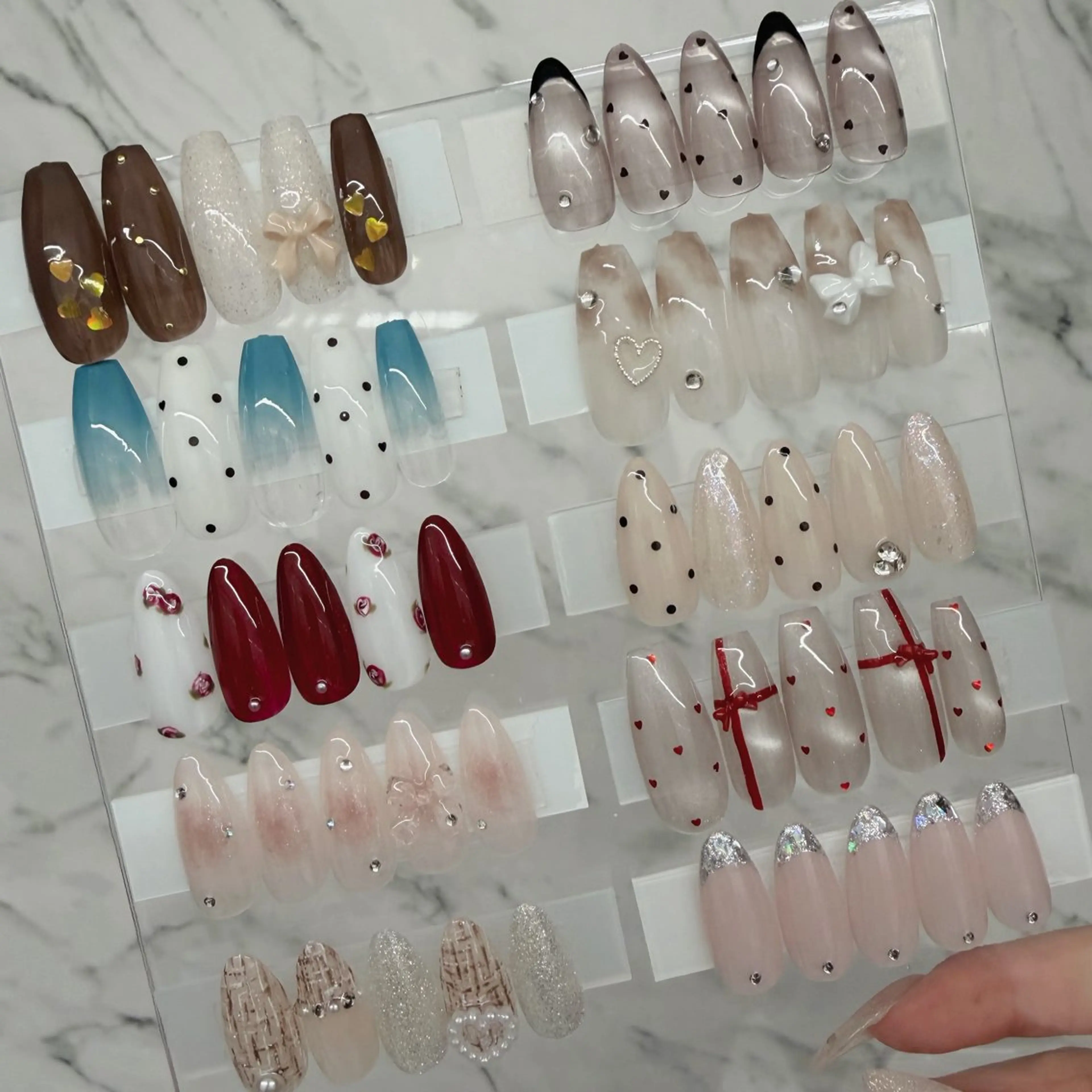 【超🉐1月限定♡】長さ出し10本+選べる定額アートデザイン❤️※カラー変更・パーツ位置変更🆗の写真