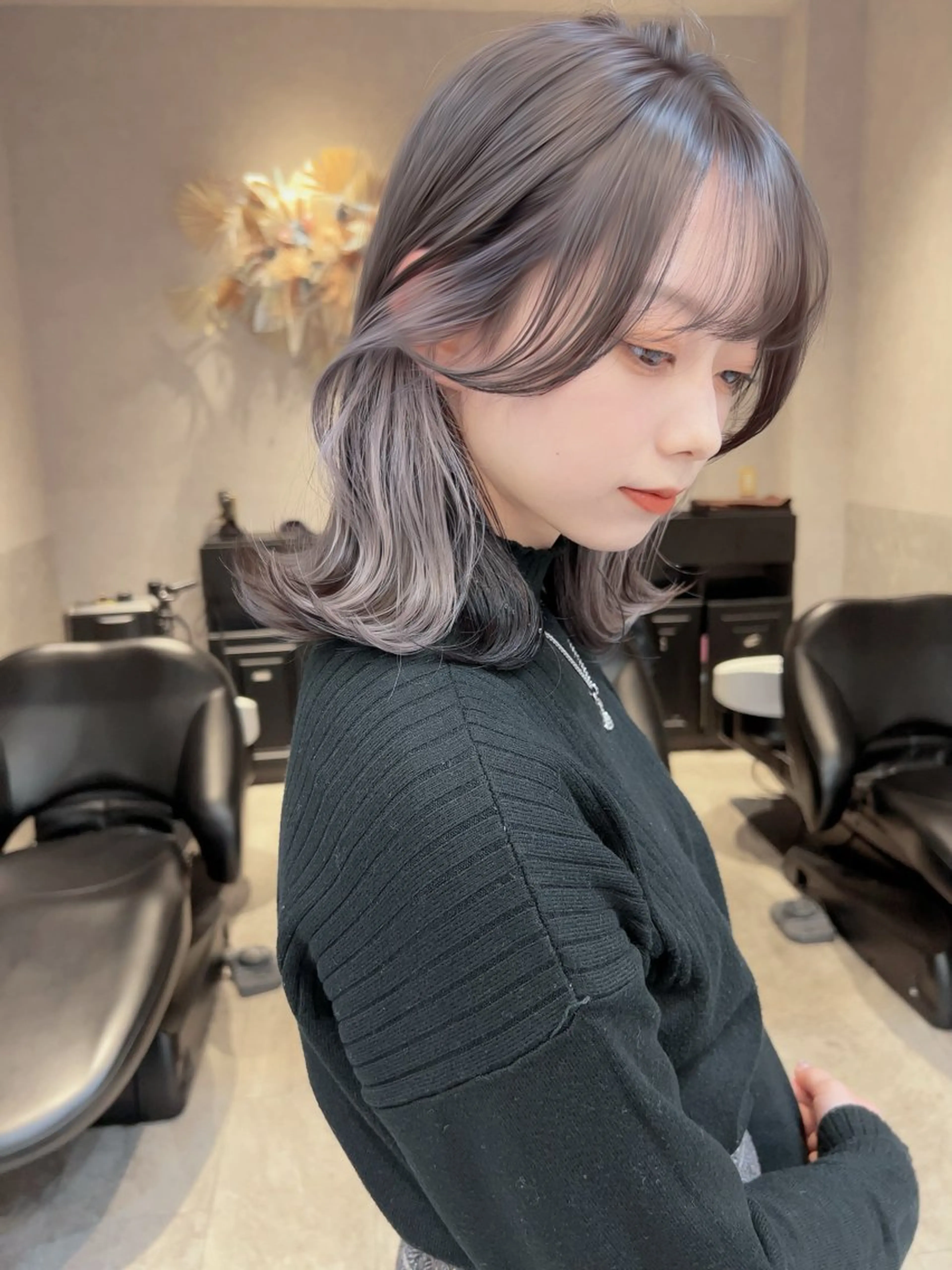 ミディアム カラー ヘアカラー トリートメント ハイトーンヘア れおん🌙のヘアスタイル