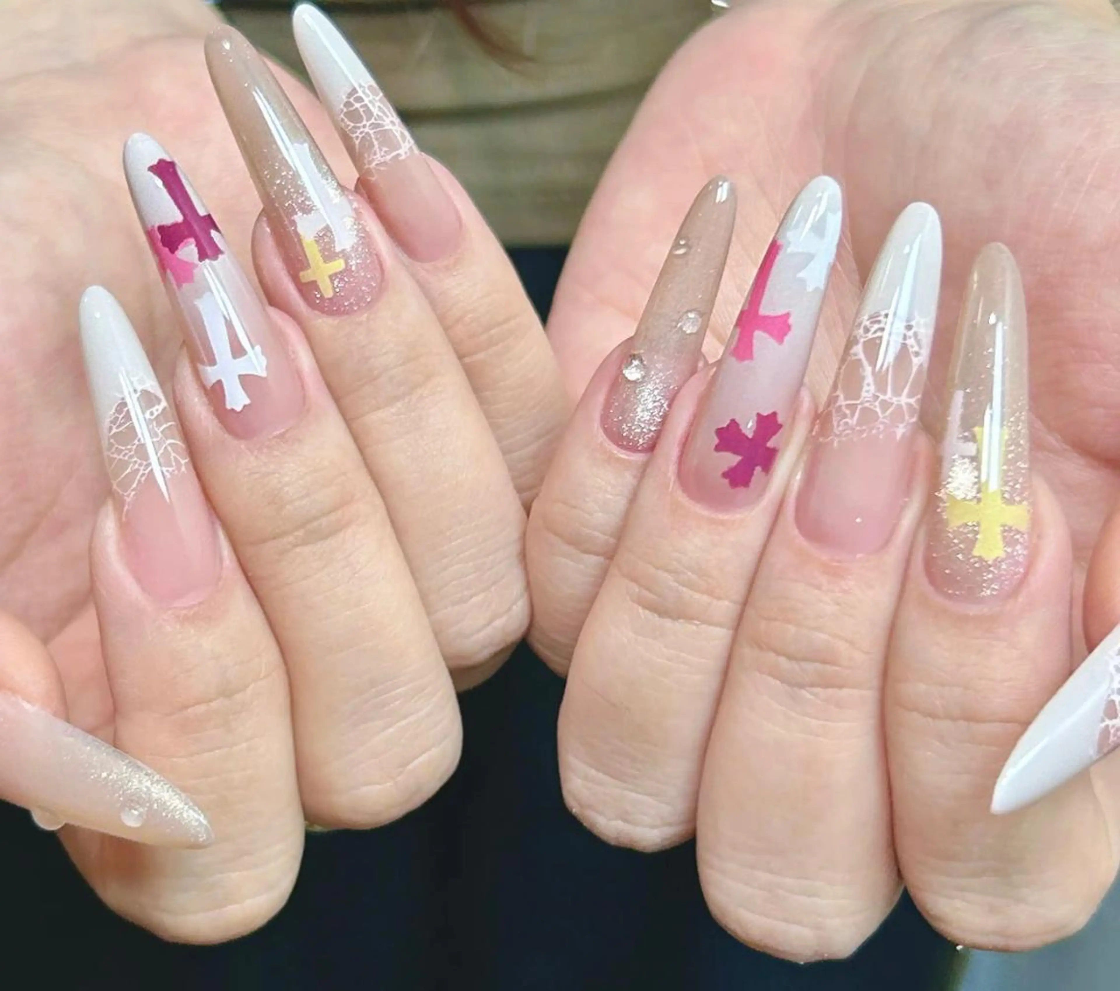 ネイル ハンドネイル 🎀 Ayaka_nailのネイルデザイン