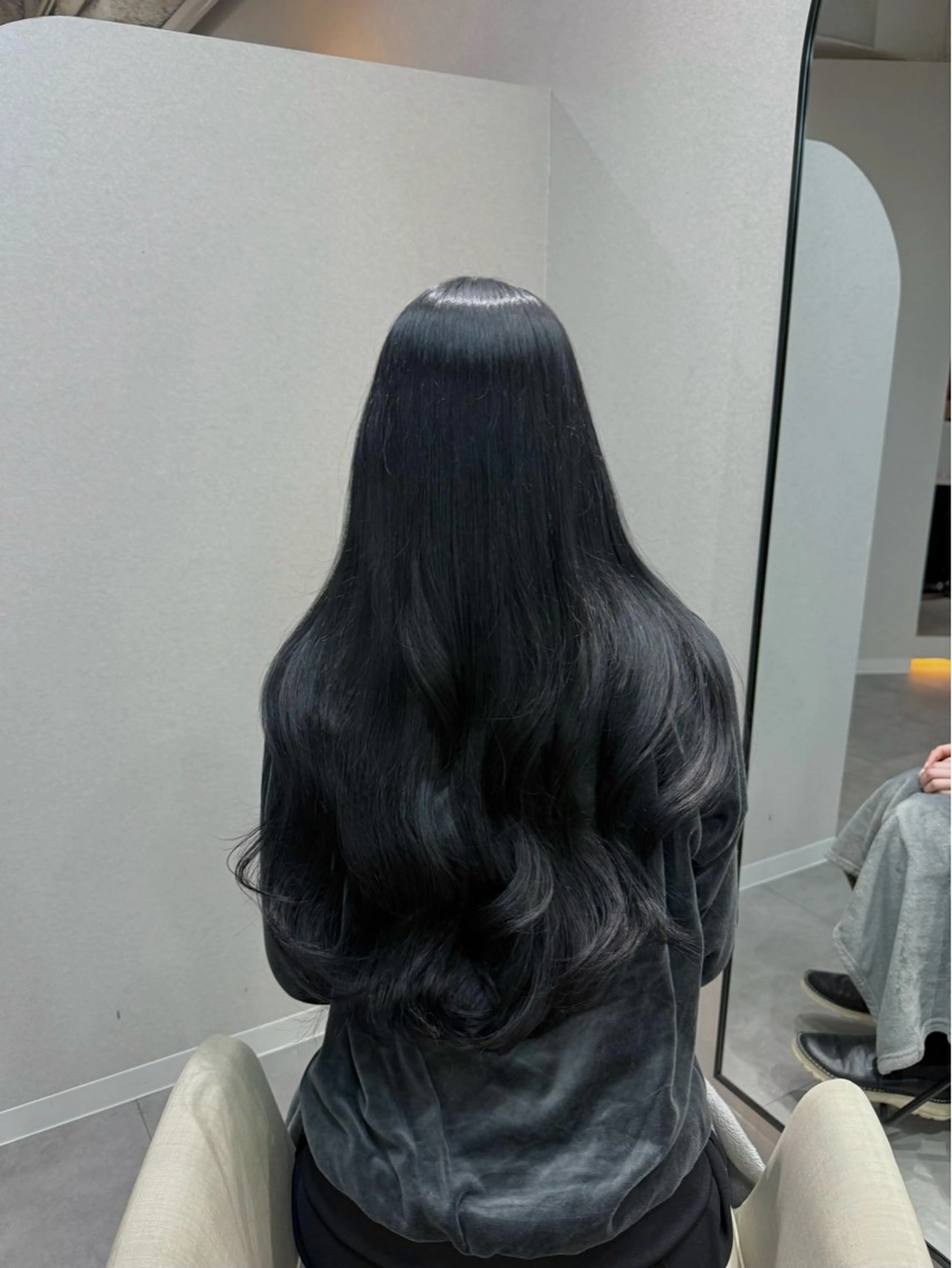 【🖤暗髪カラーしたい方🖤】ワンカラー＋集中トリートメント付💍✨️ブルーブラック/ダークグレージュ..の写真